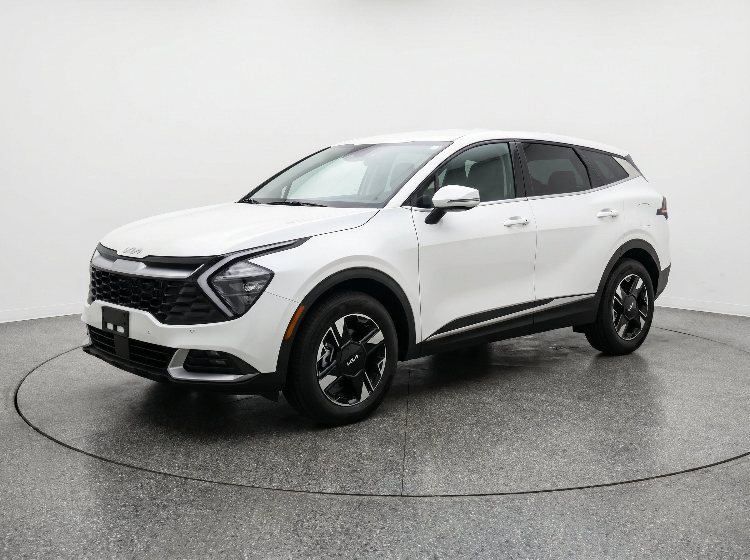 Thumbnail: 2026 Kia Sportage - 3