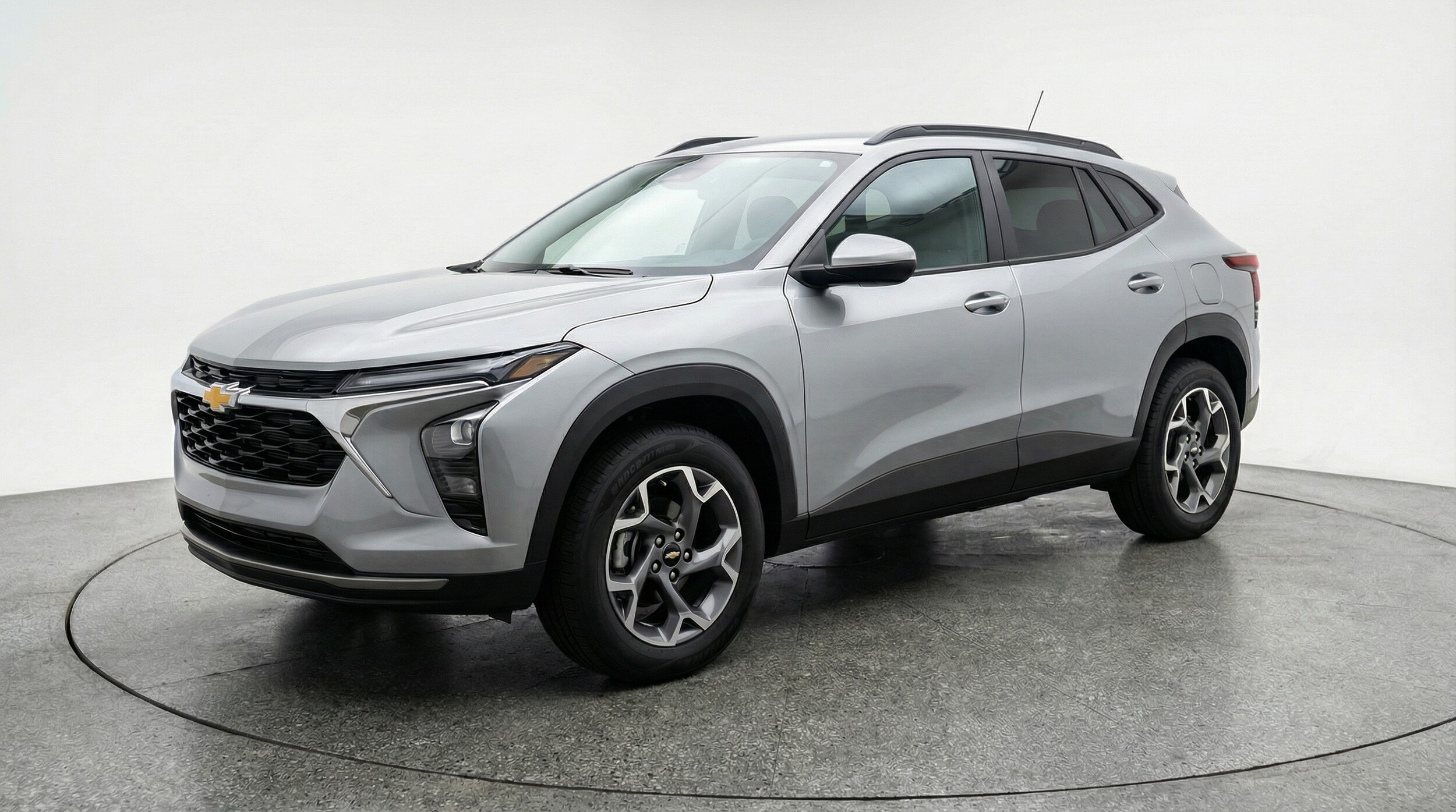 Thumbnail: 2025 Chevrolet Trax - 3