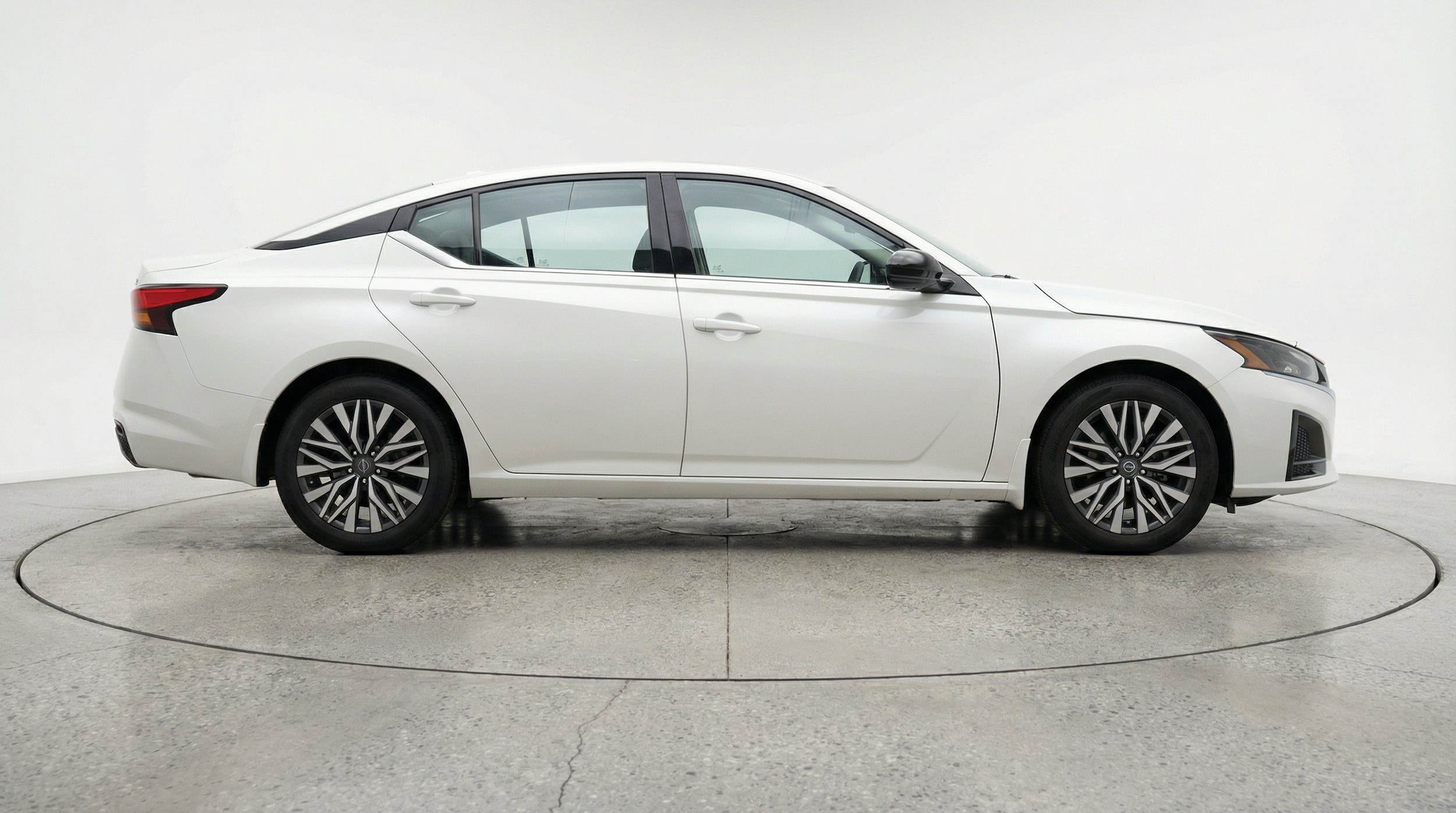 Thumbnail: 2025 Nissan Altima - 11