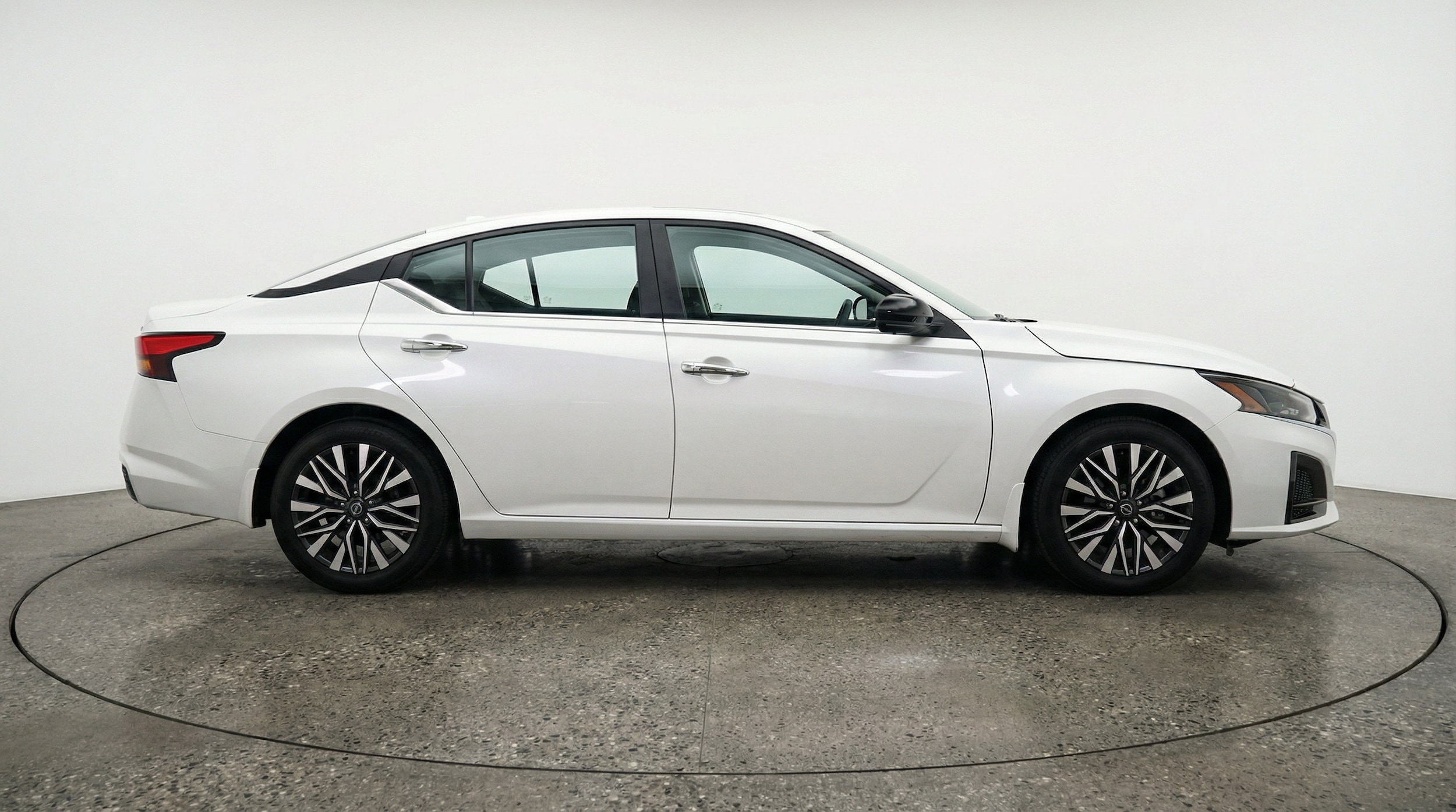 Thumbnail: 2025 Nissan Altima - 11