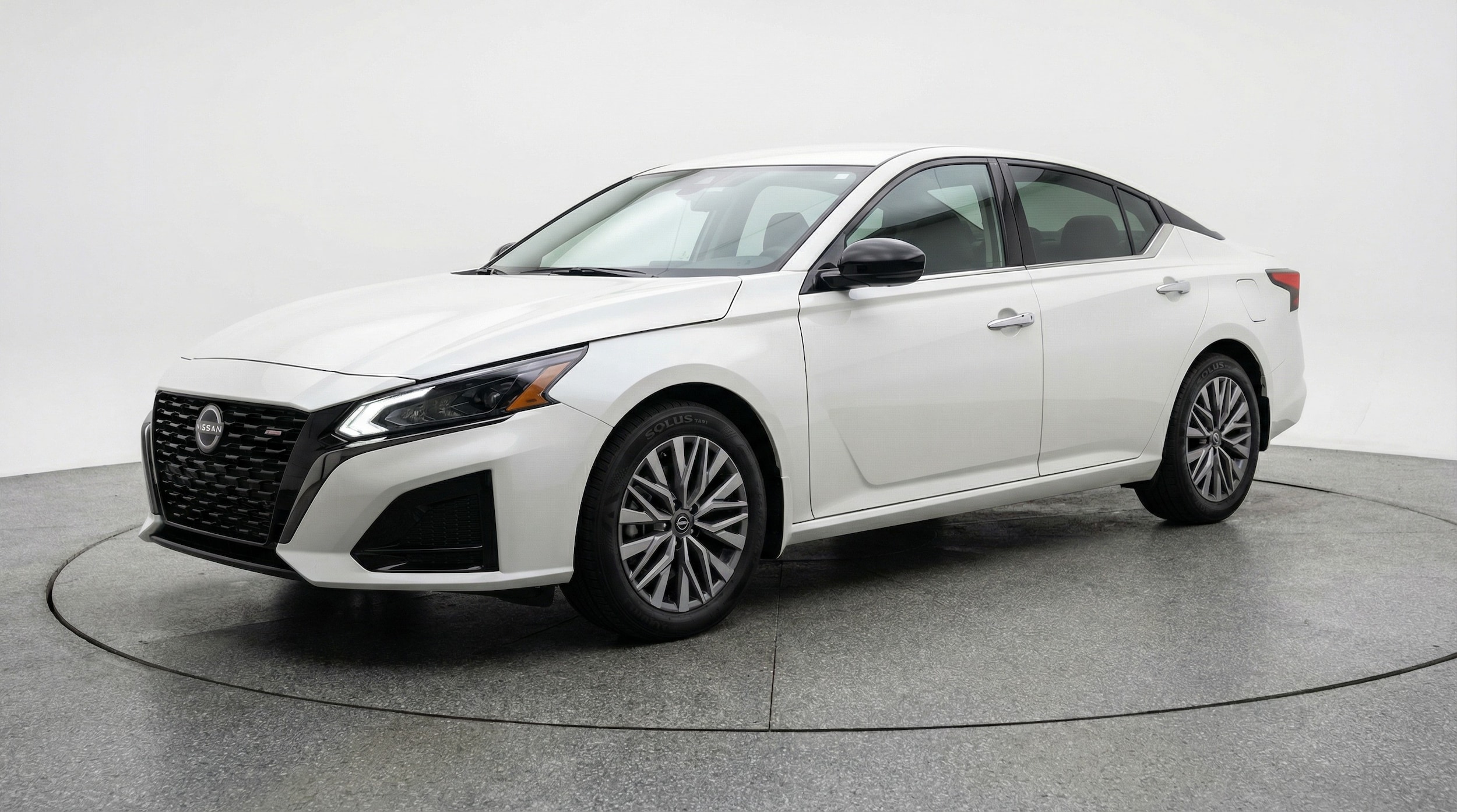 Thumbnail: 2025 Nissan Altima - 3