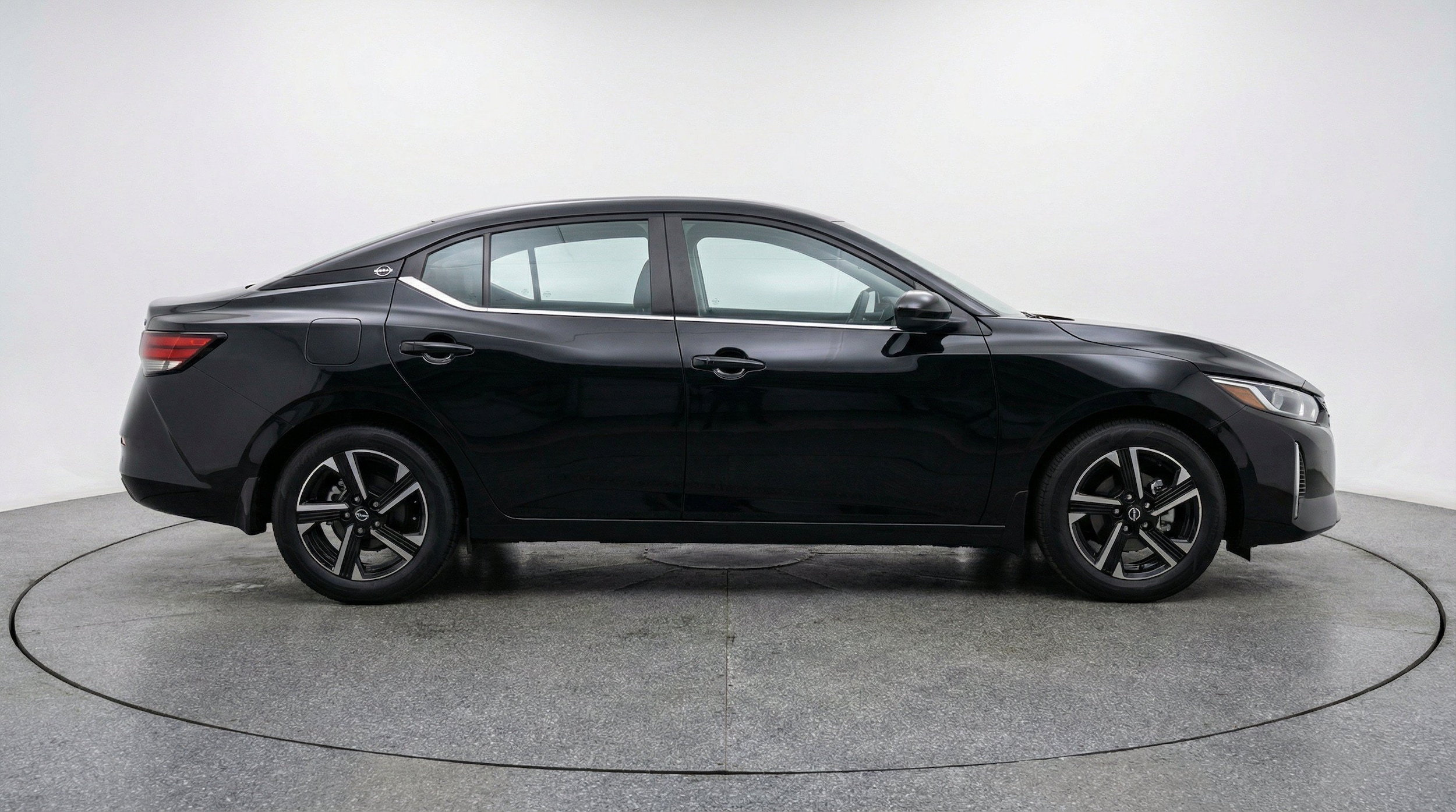Thumbnail: 2025 Nissan Sentra - 11