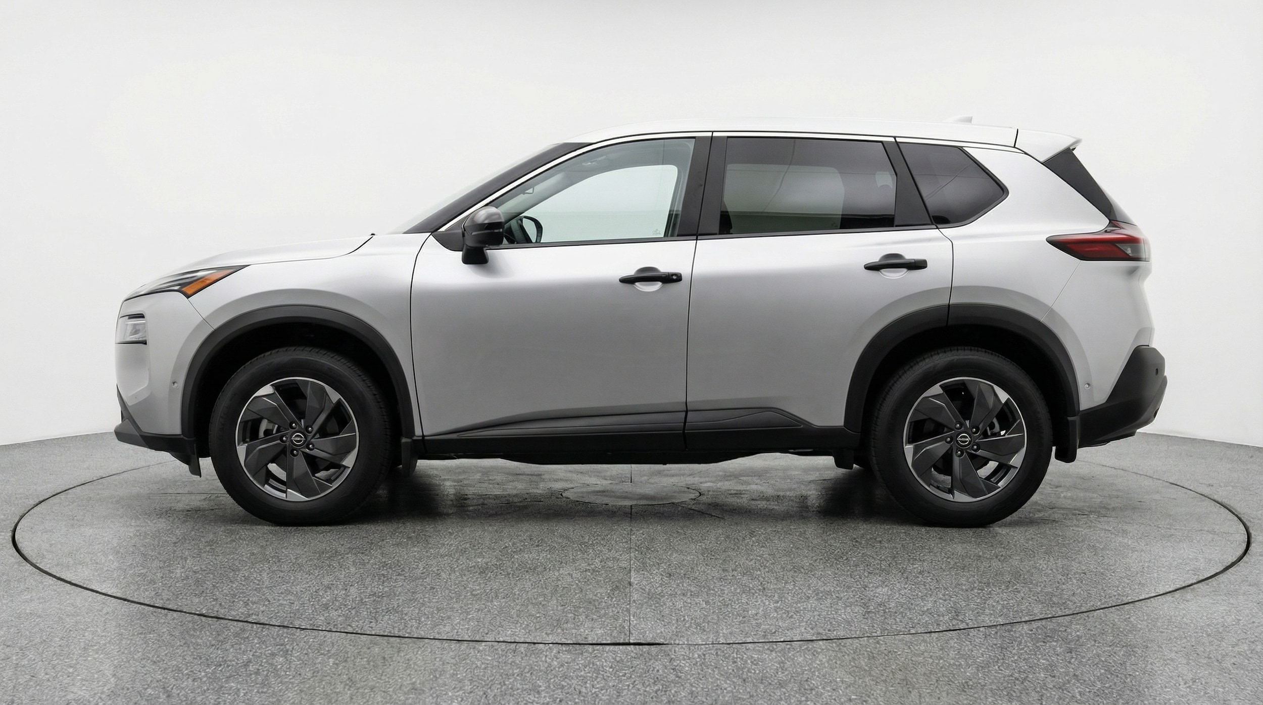 Thumbnail: 2025 Nissan Rogue - 4