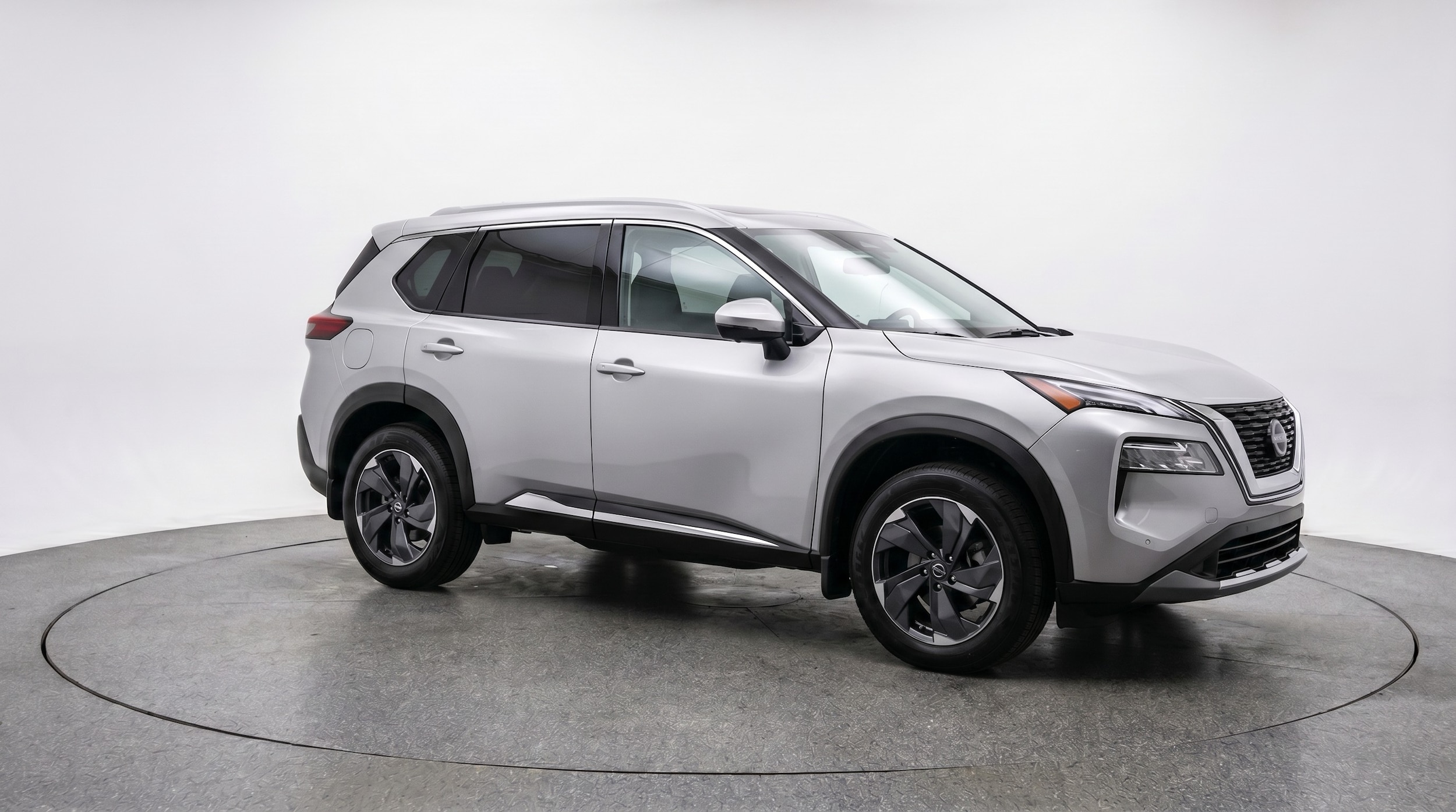 Thumbnail: 2025 Nissan Rogue - 1