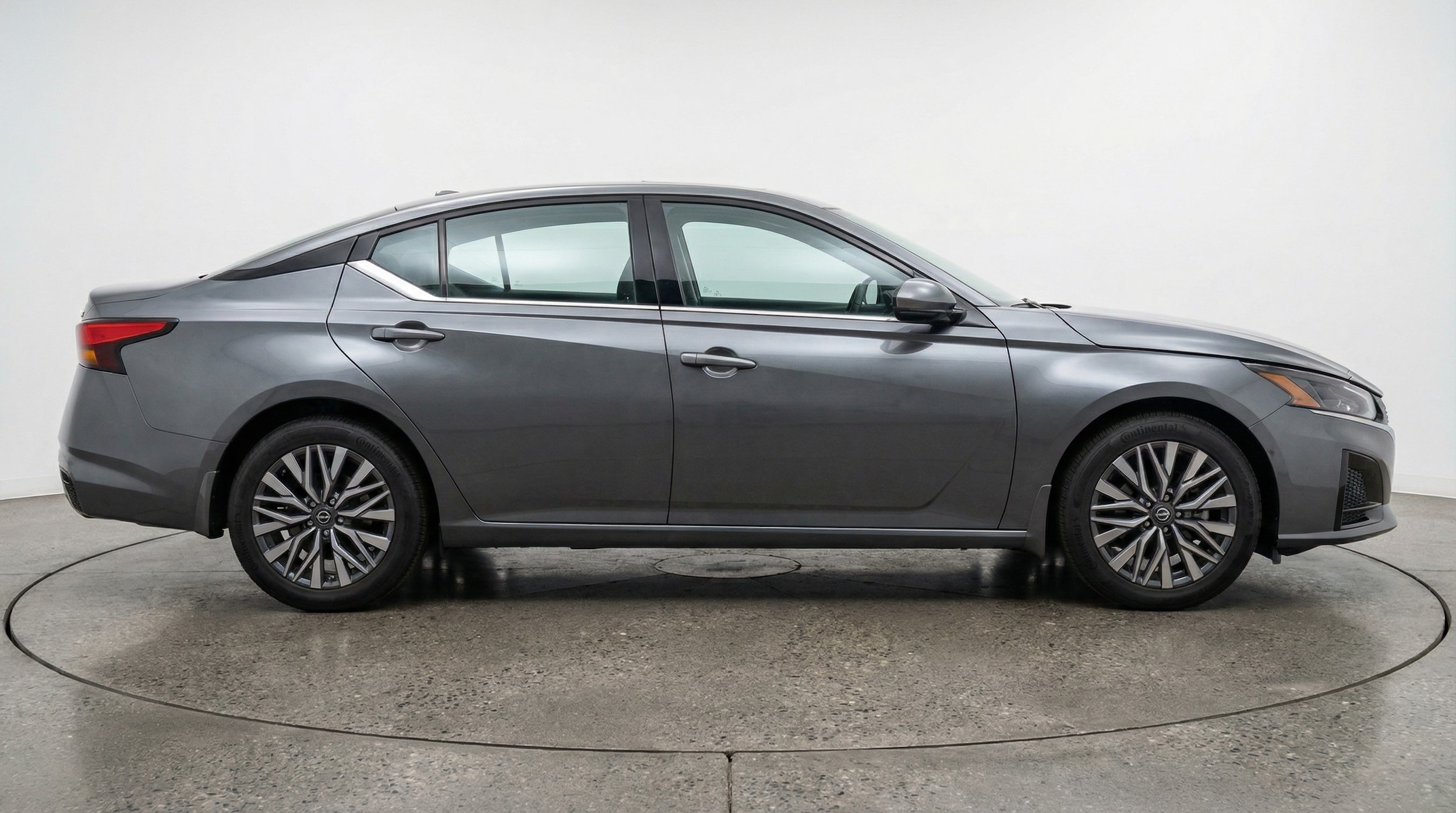 Thumbnail: 2025 Nissan Altima - 8