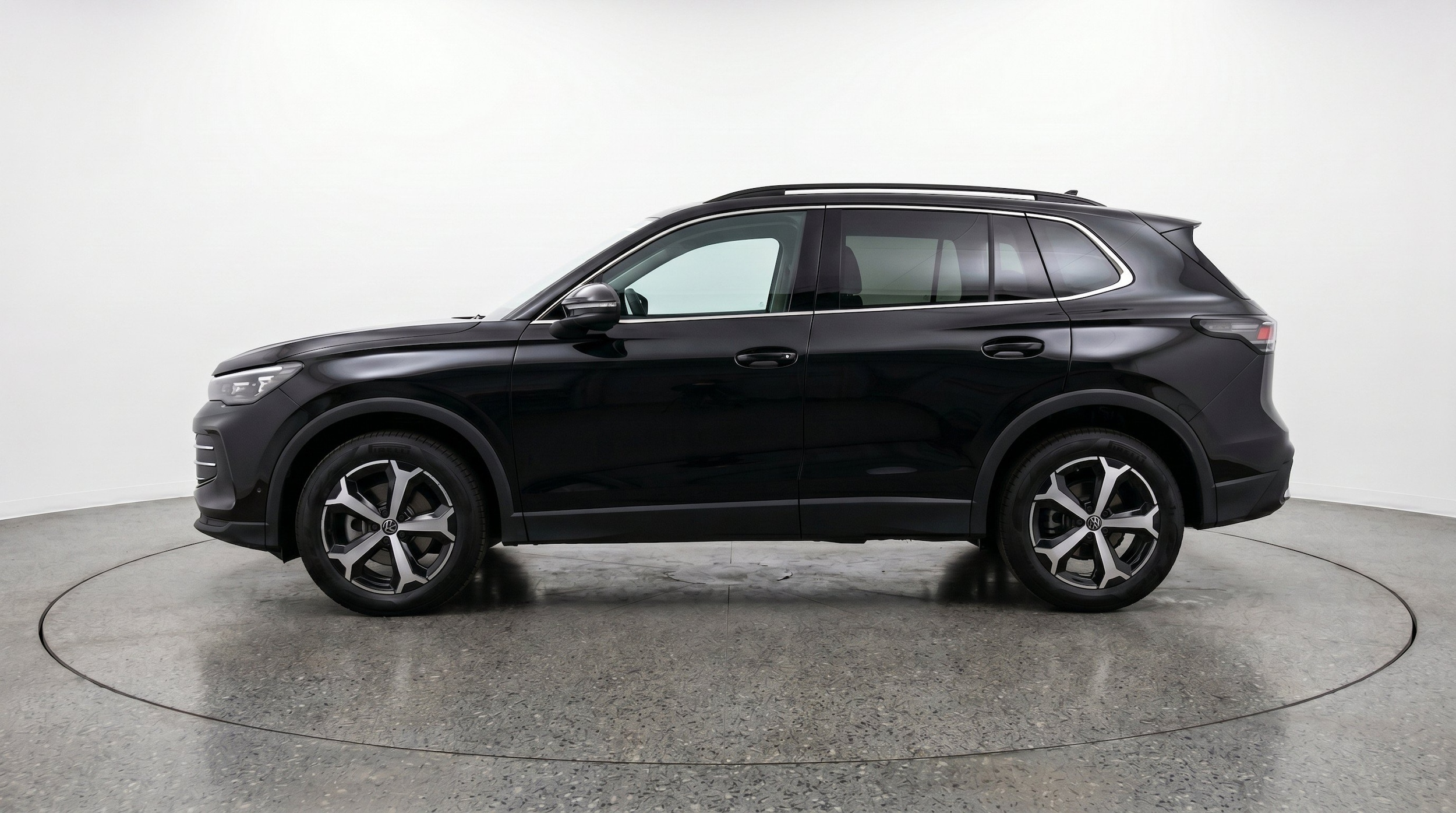 Thumbnail: 2026 Volkswagen Tiguan - 5