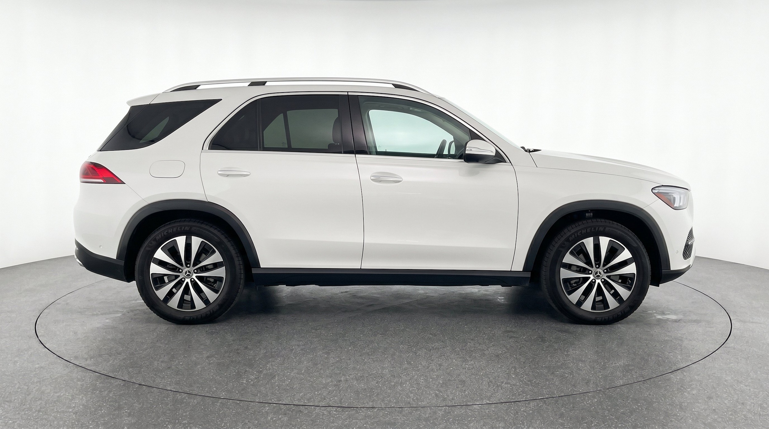 Thumbnail: 2026 Mercedes-Benz GLE - 11