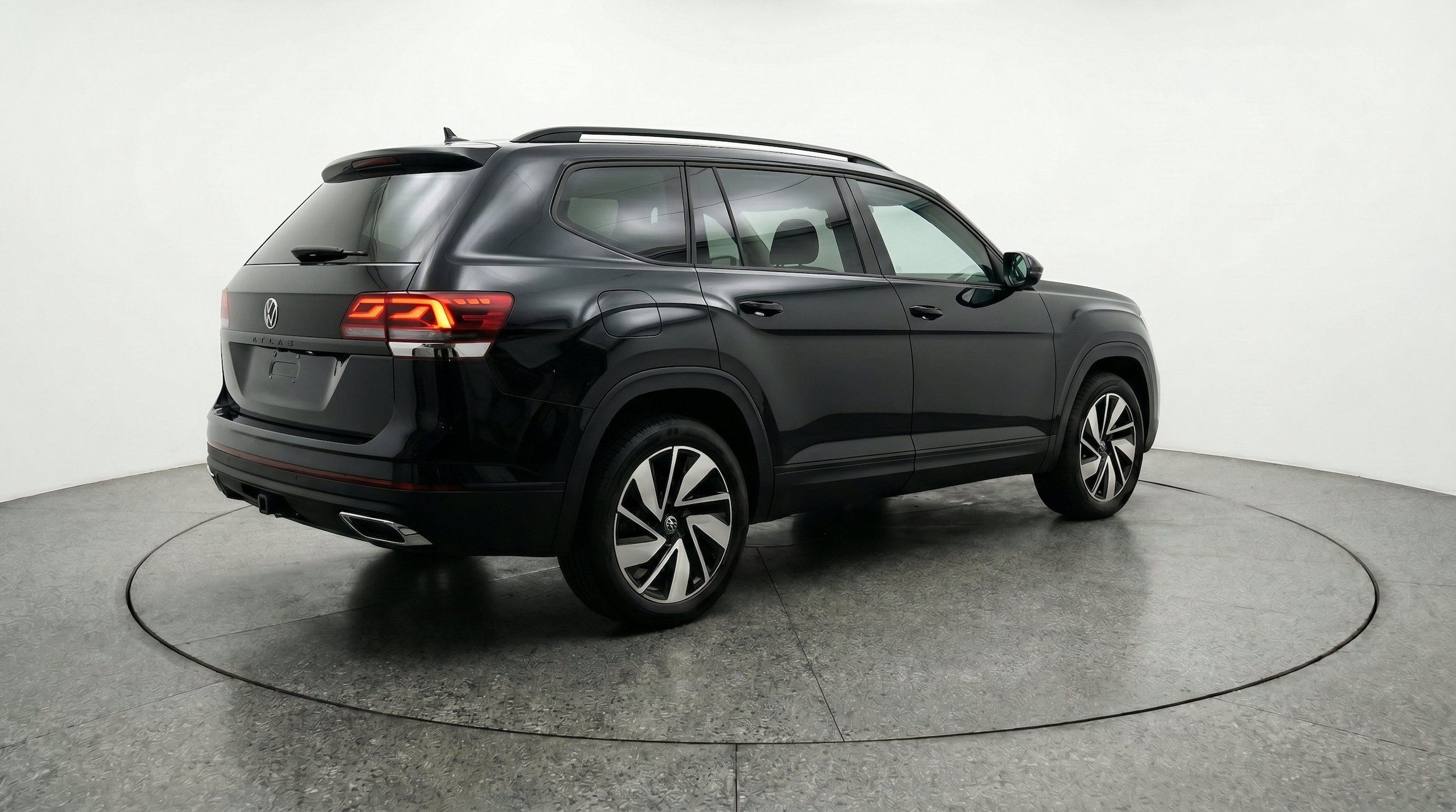 Thumbnail: 2026 Volkswagen Atlas - 9
