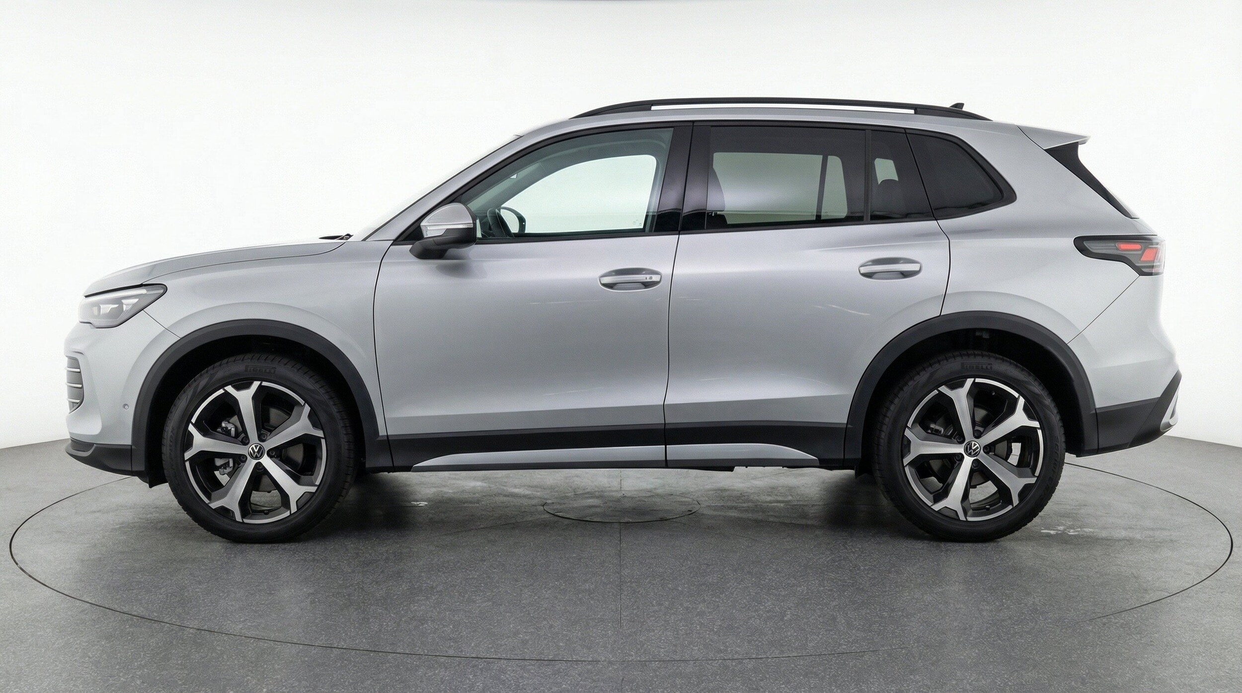 Thumbnail: 2026 Volkswagen Tiguan - 5