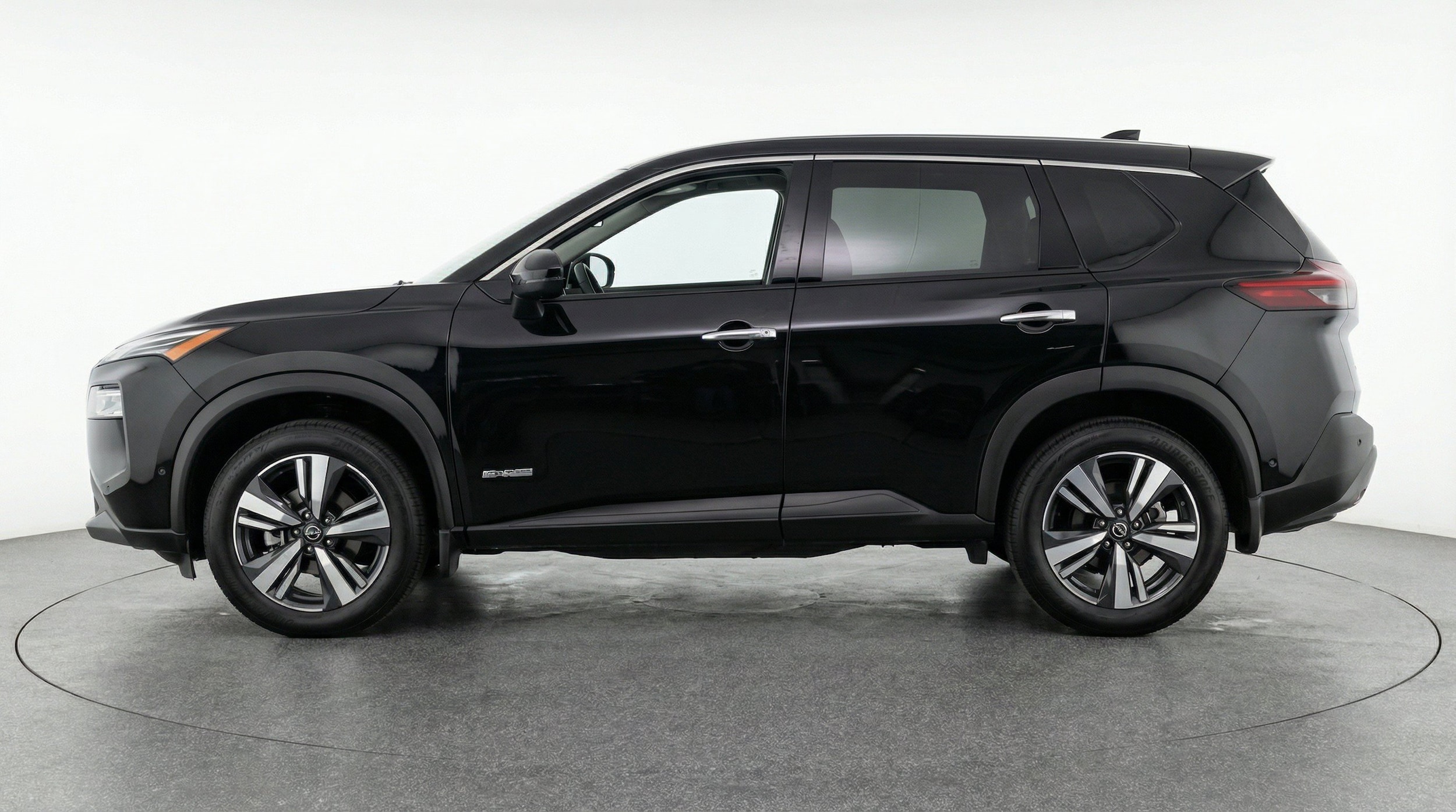 Thumbnail: 2026 Nissan Rogue - 5