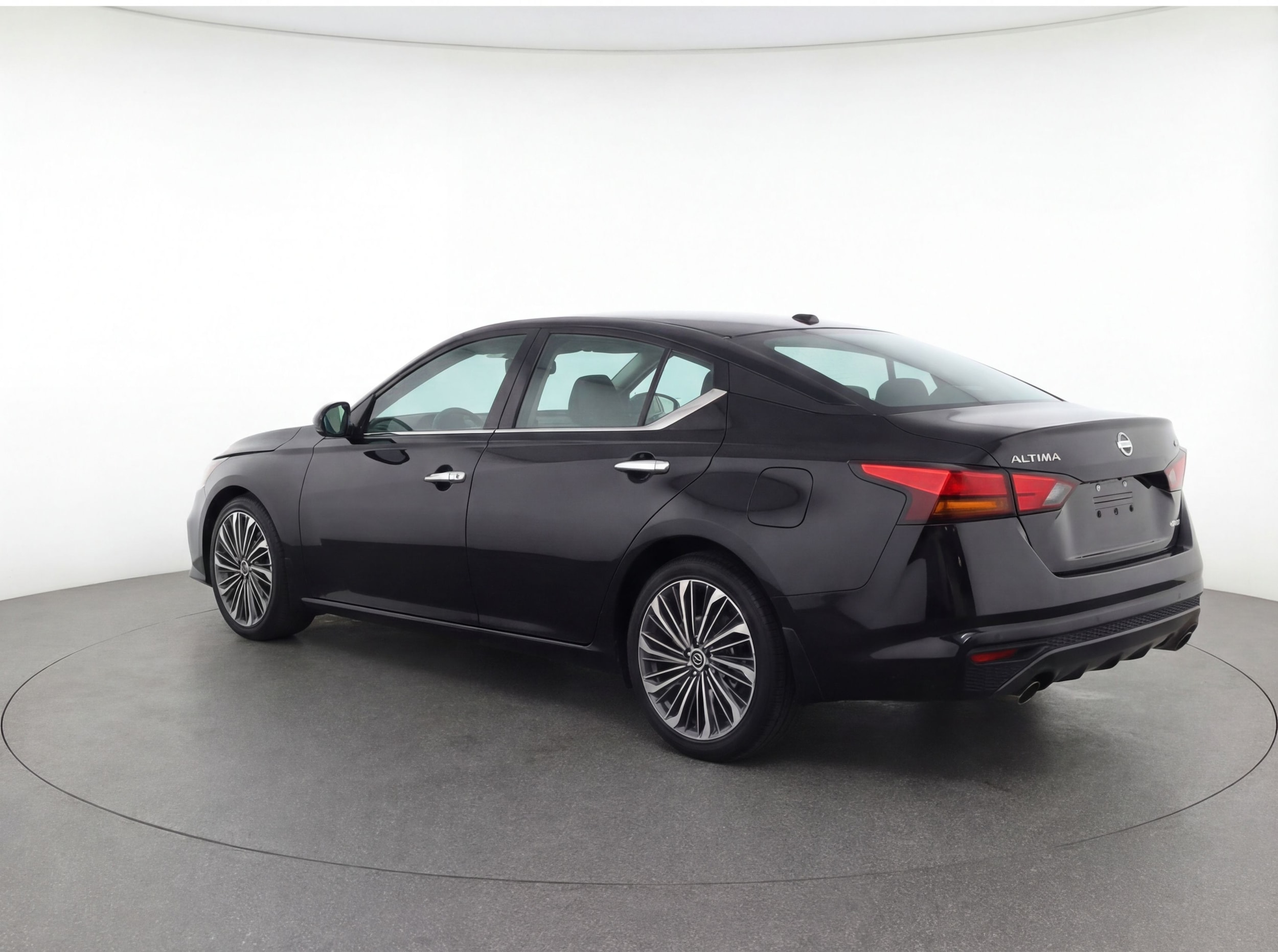 Thumbnail: 2024 Nissan Altima - 5