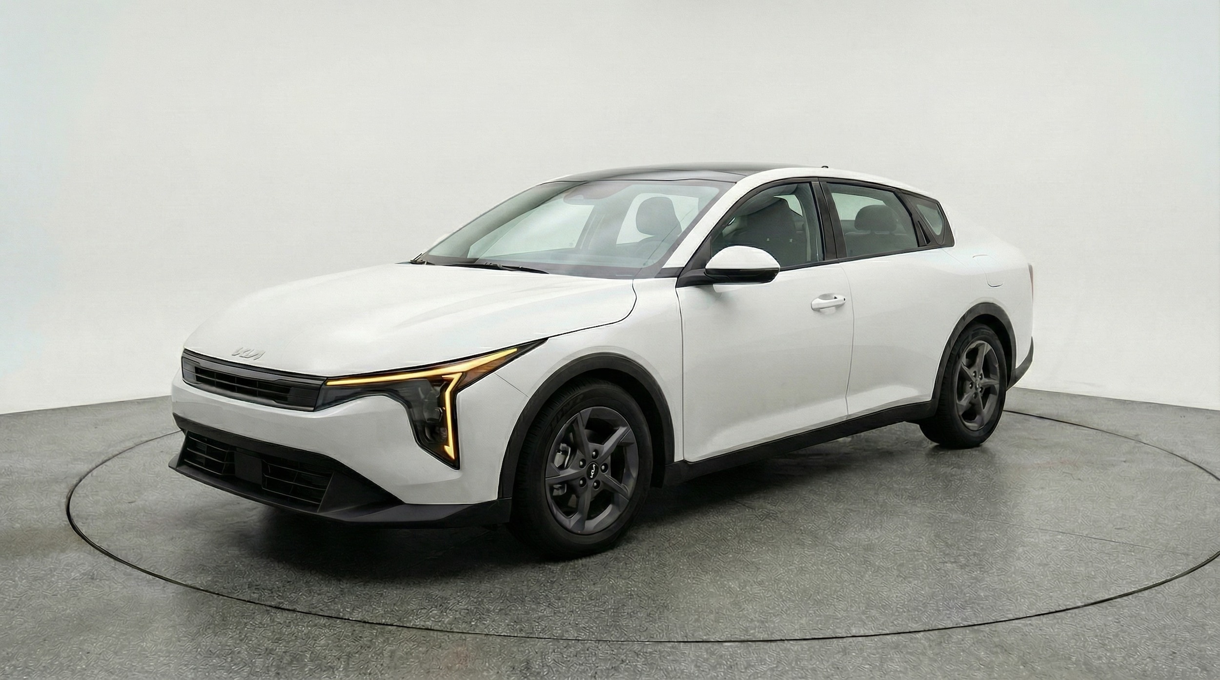 Thumbnail: 2025 Kia K4 - 3