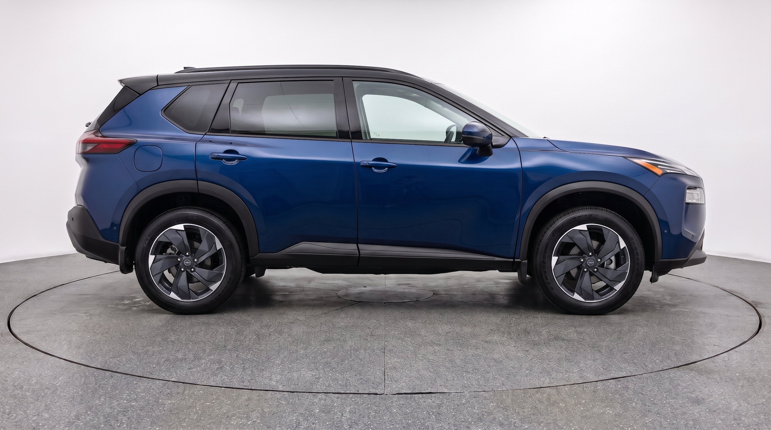 Thumbnail: 2025 Nissan Rogue - 11