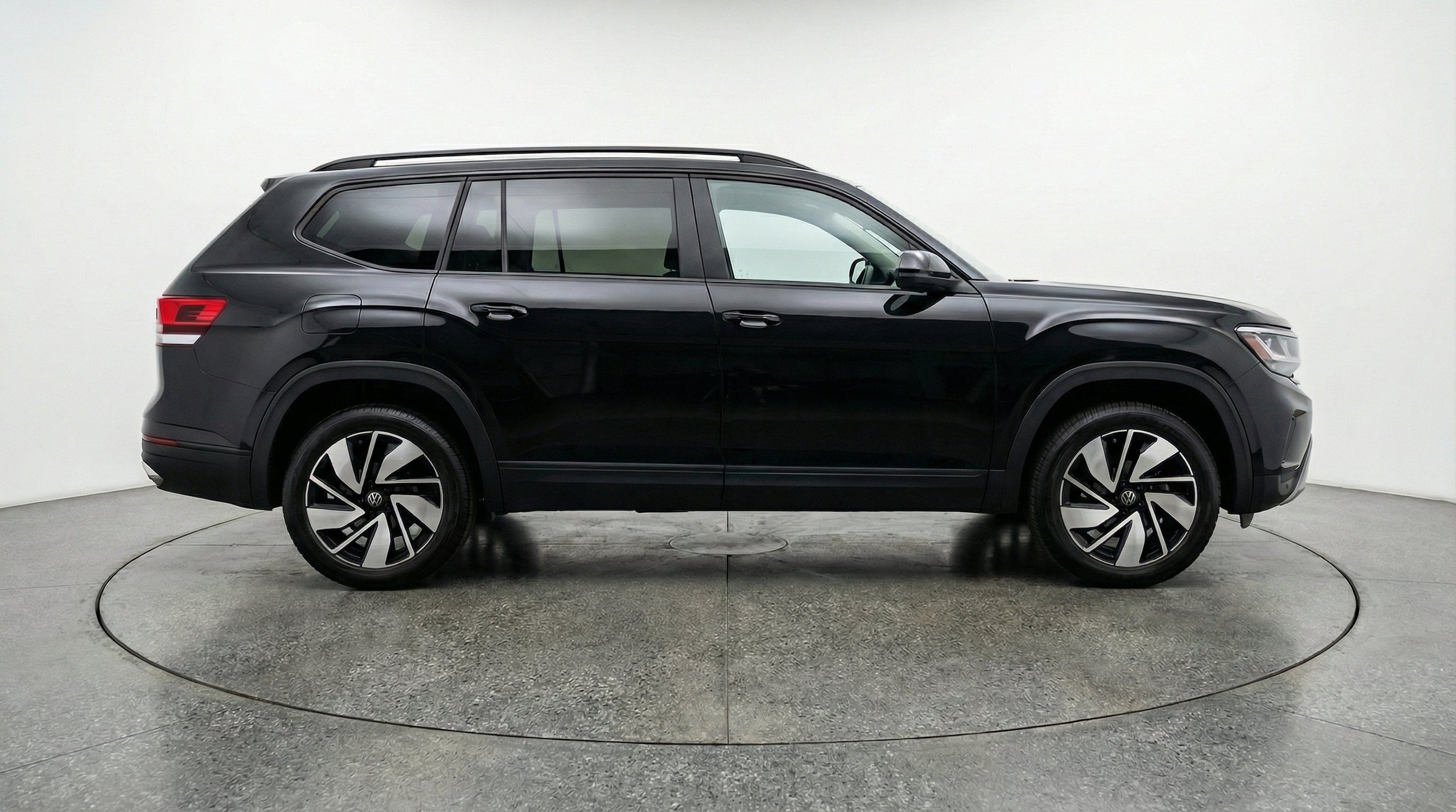 Thumbnail: 2026 Volkswagen Atlas - 11