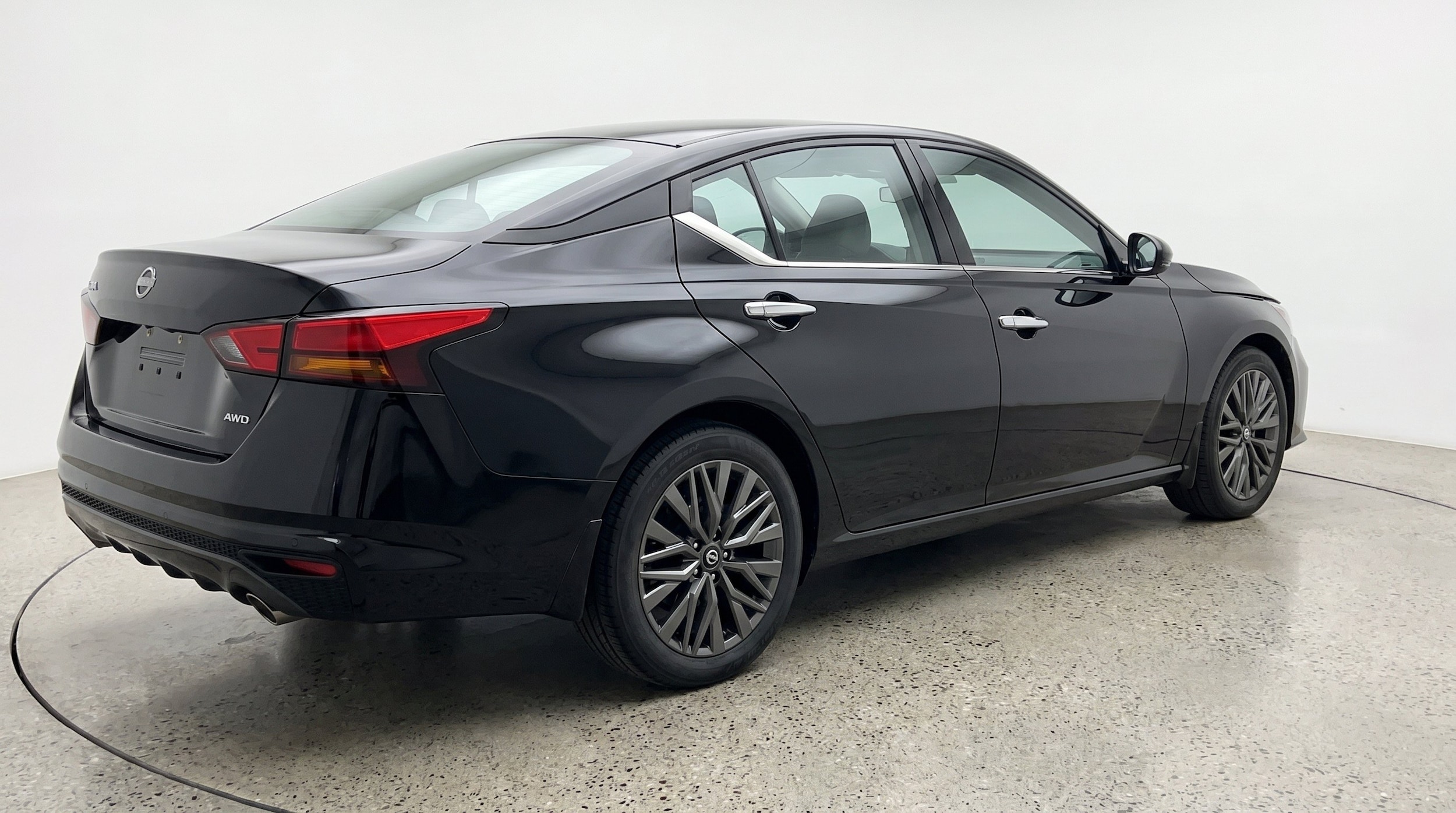 Thumbnail: 2025 Nissan Altima - 9