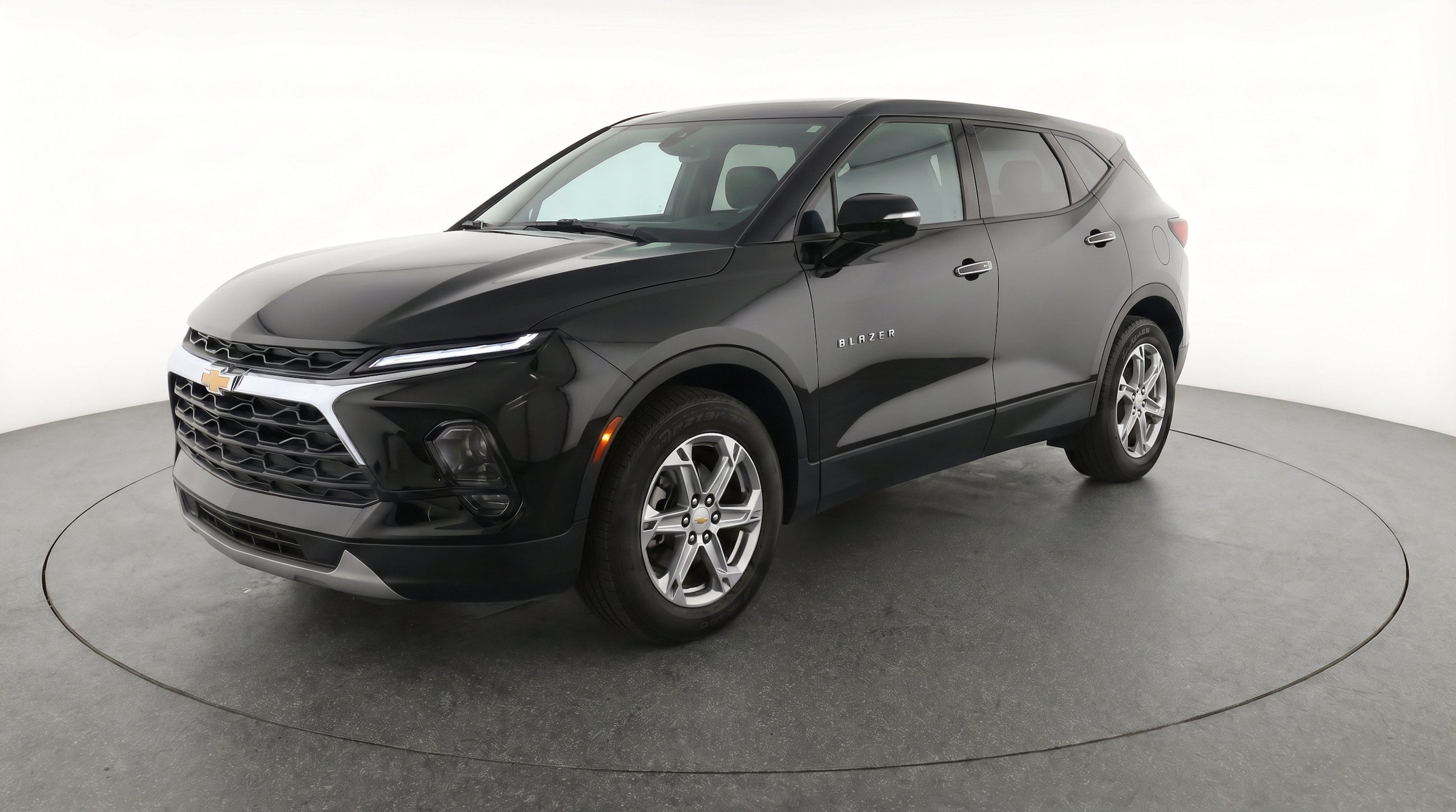 Thumbnail: 2025 Chevrolet Blazer - 3