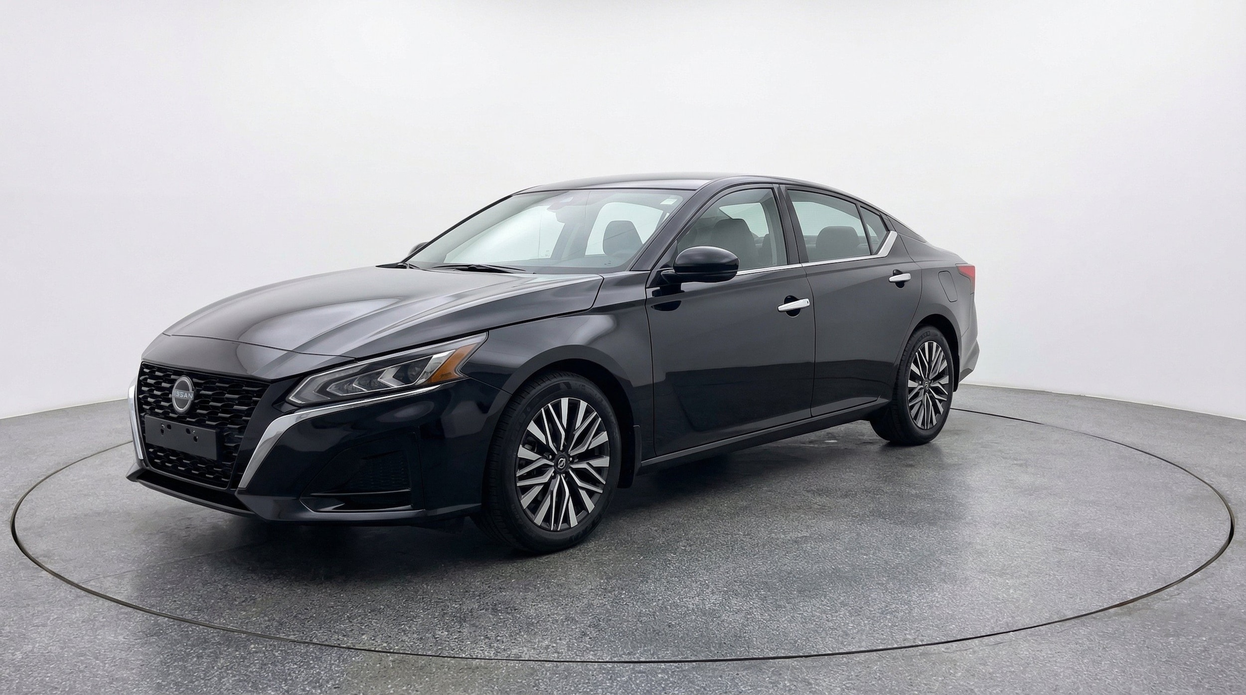 Thumbnail: 2025 Nissan Altima - 3