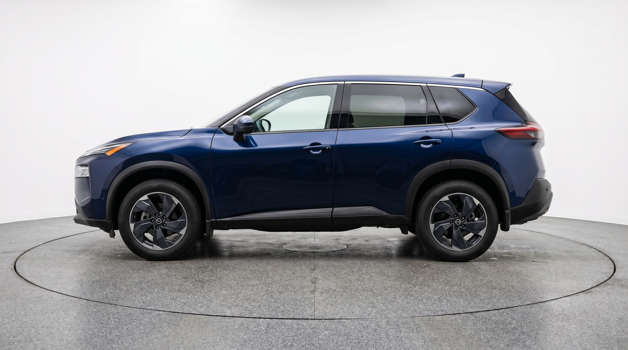 Thumbnail: 2025 Nissan Rogue - 4