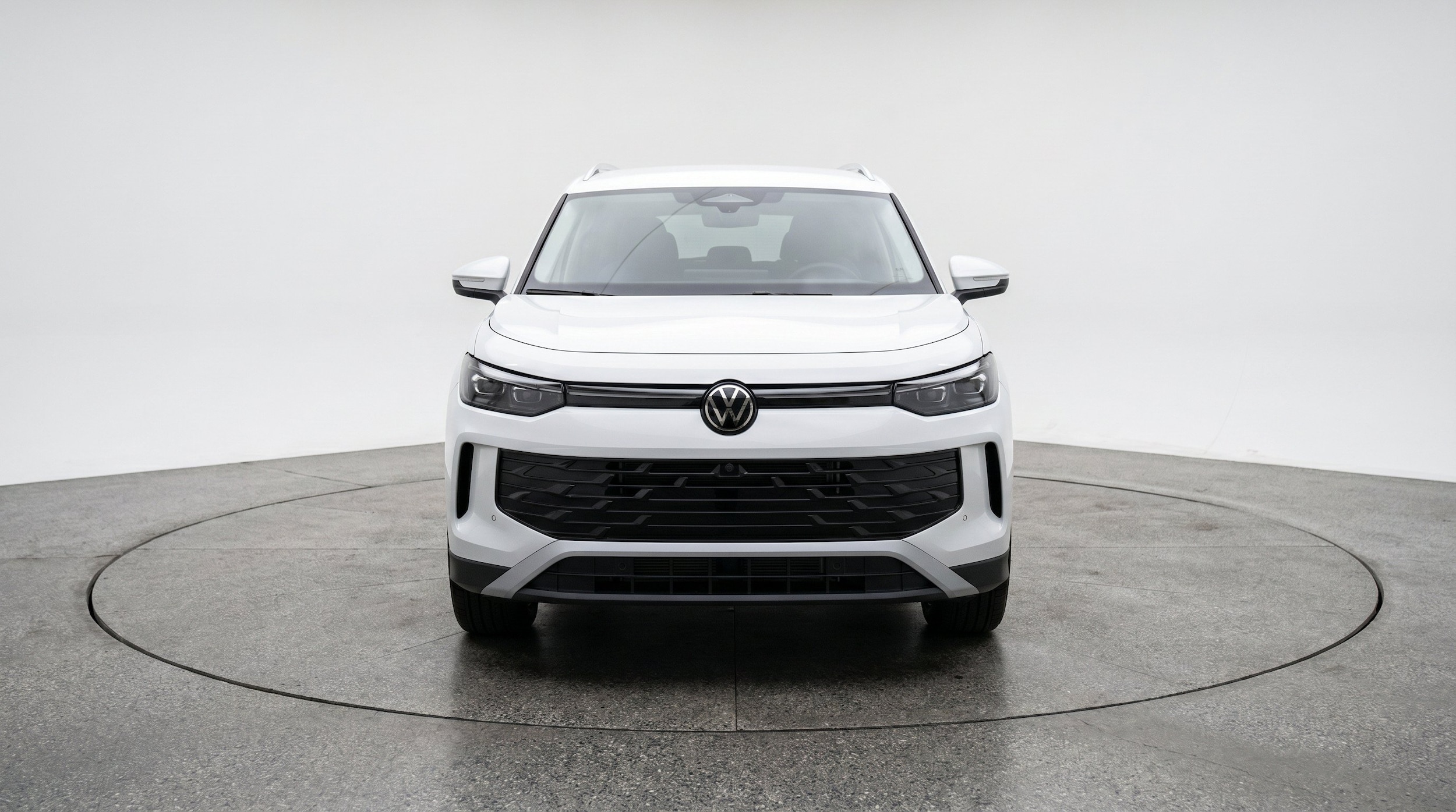 Thumbnail: 2026 Volkswagen Tiguan - 2