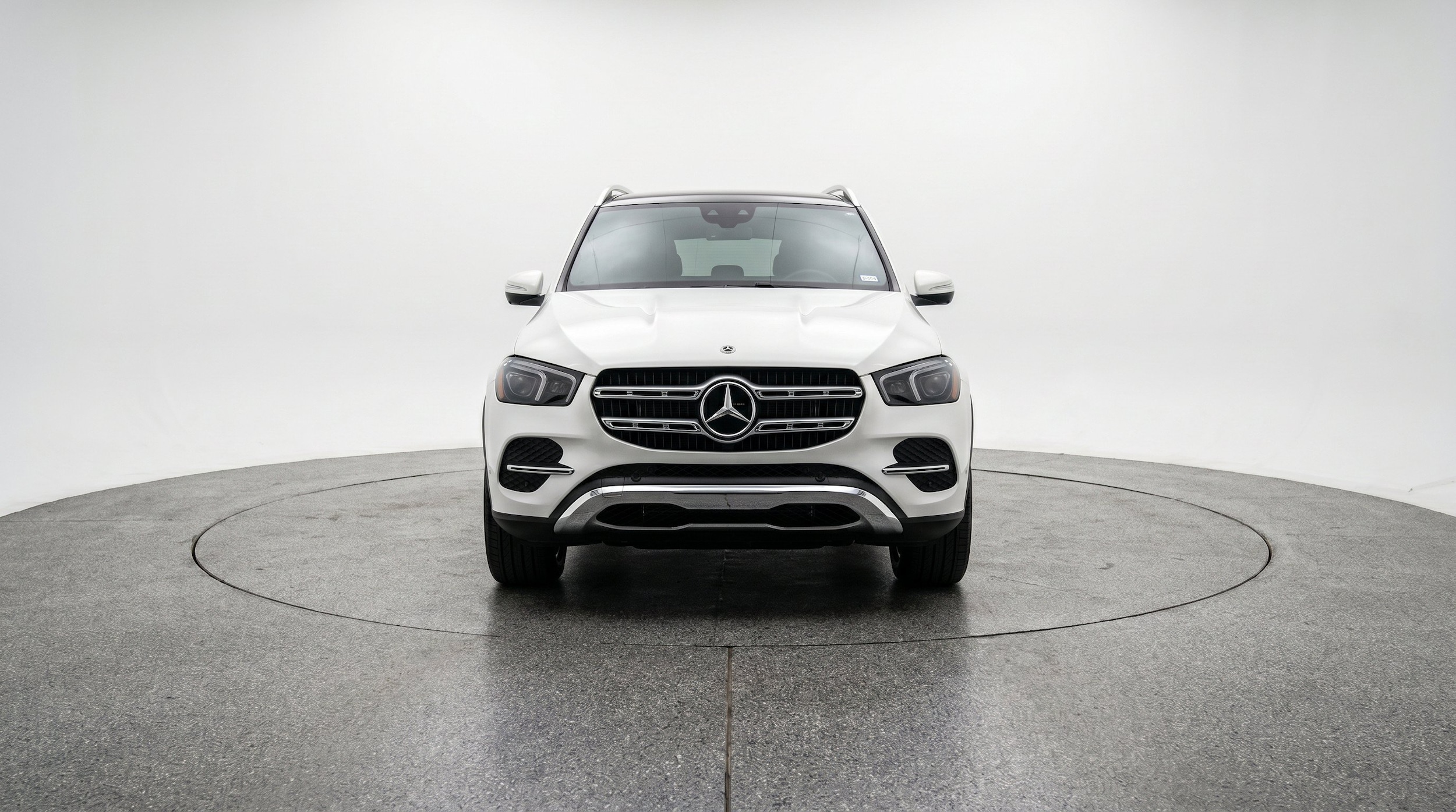 Thumbnail: 2026 Mercedes-Benz GLE - 2