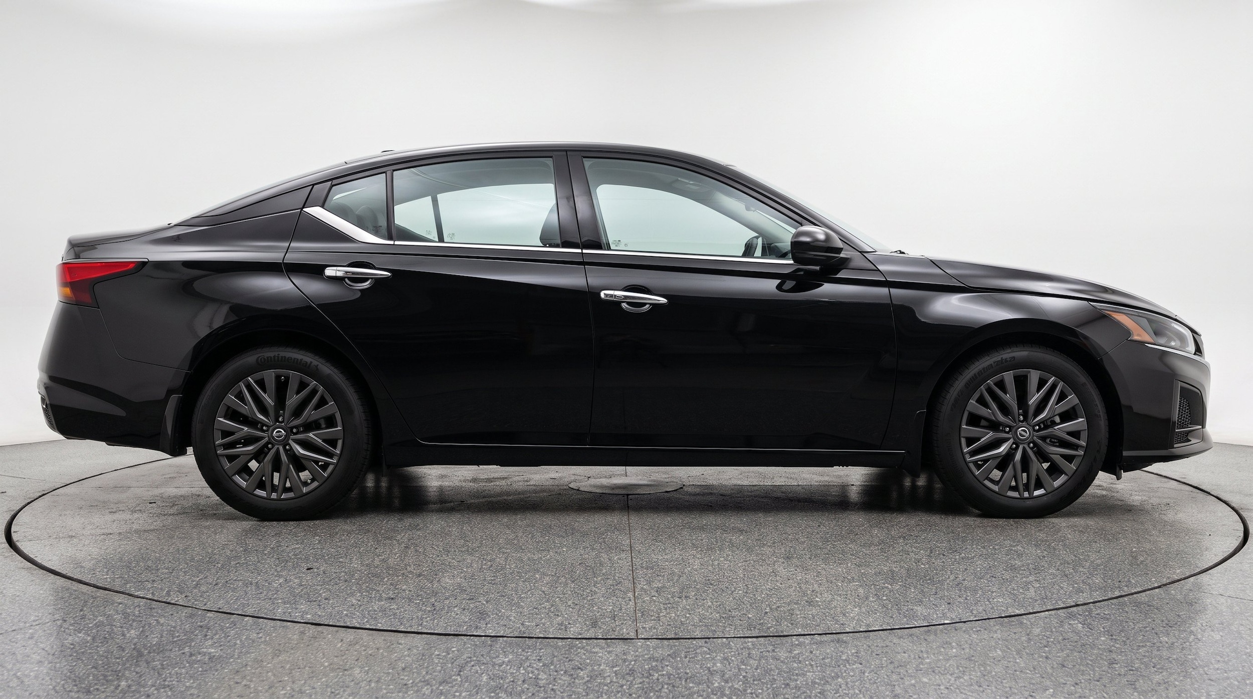 Thumbnail: 2025 Nissan Altima - 10