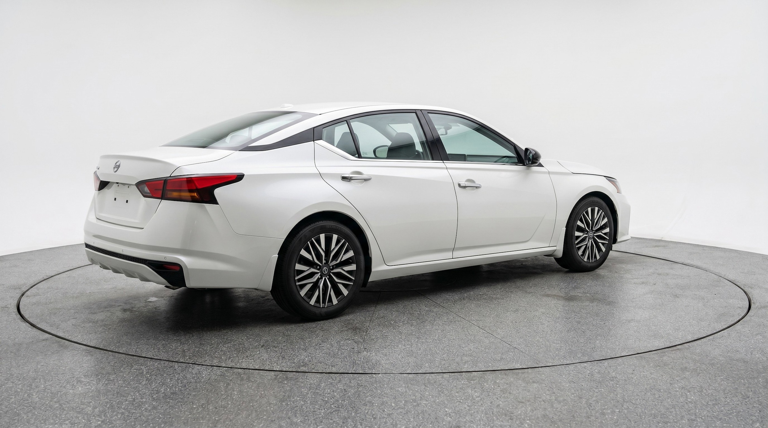 Thumbnail: 2025 Nissan Altima - 9