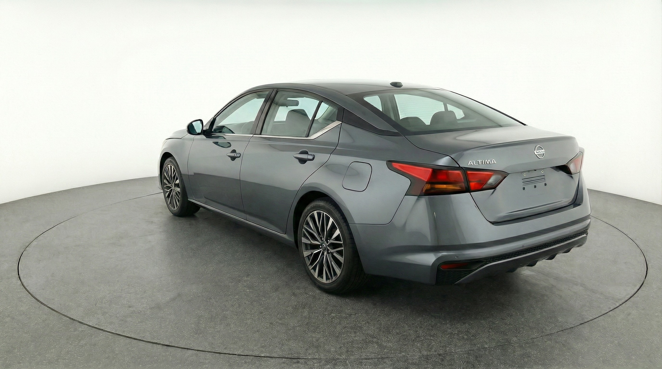 Thumbnail: 2025 Nissan Altima - 5