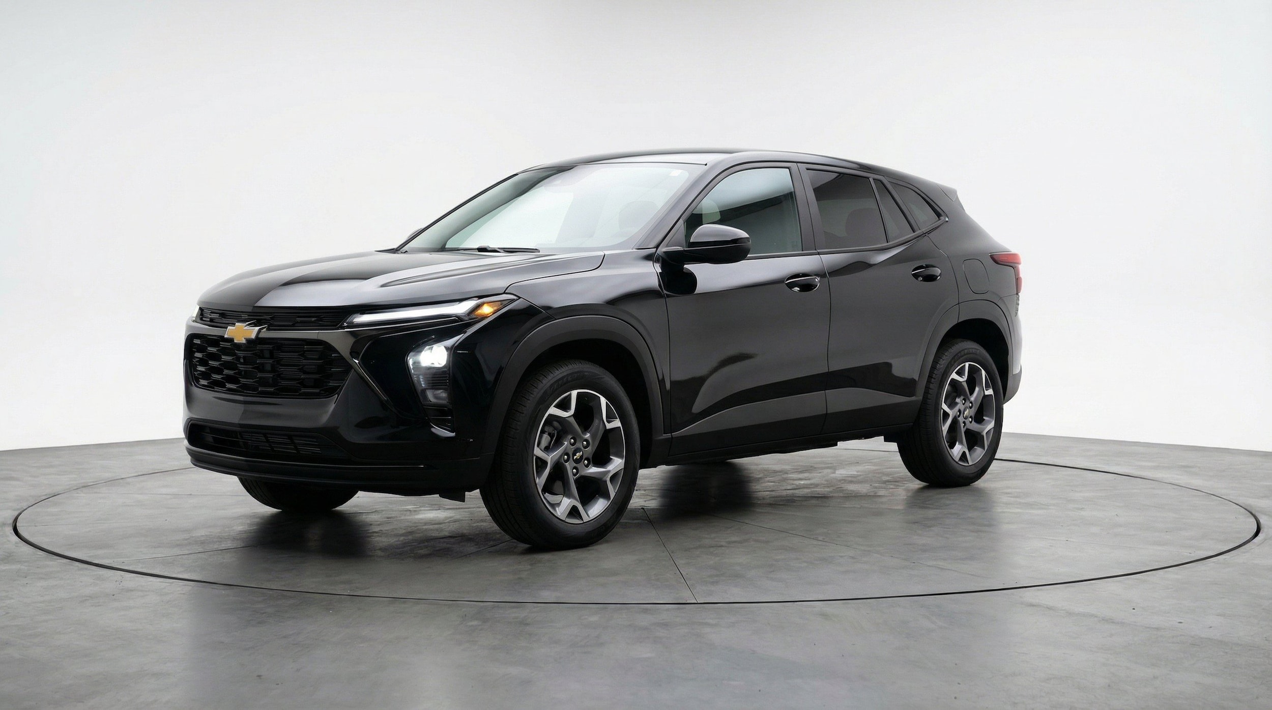 Thumbnail: 2025 Chevrolet Trax - 3
