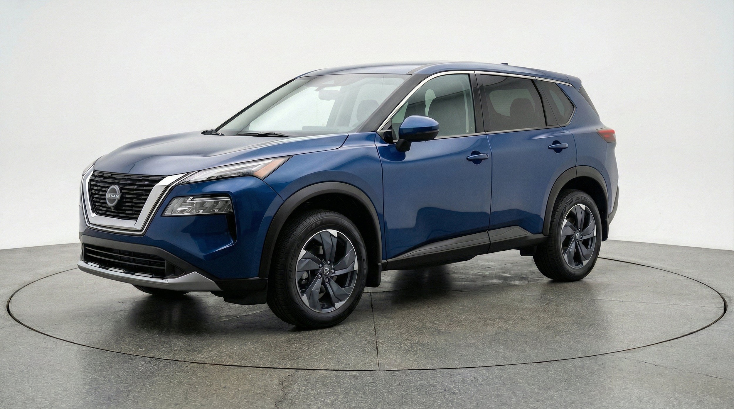 Thumbnail: 2025 Nissan Rogue - 3