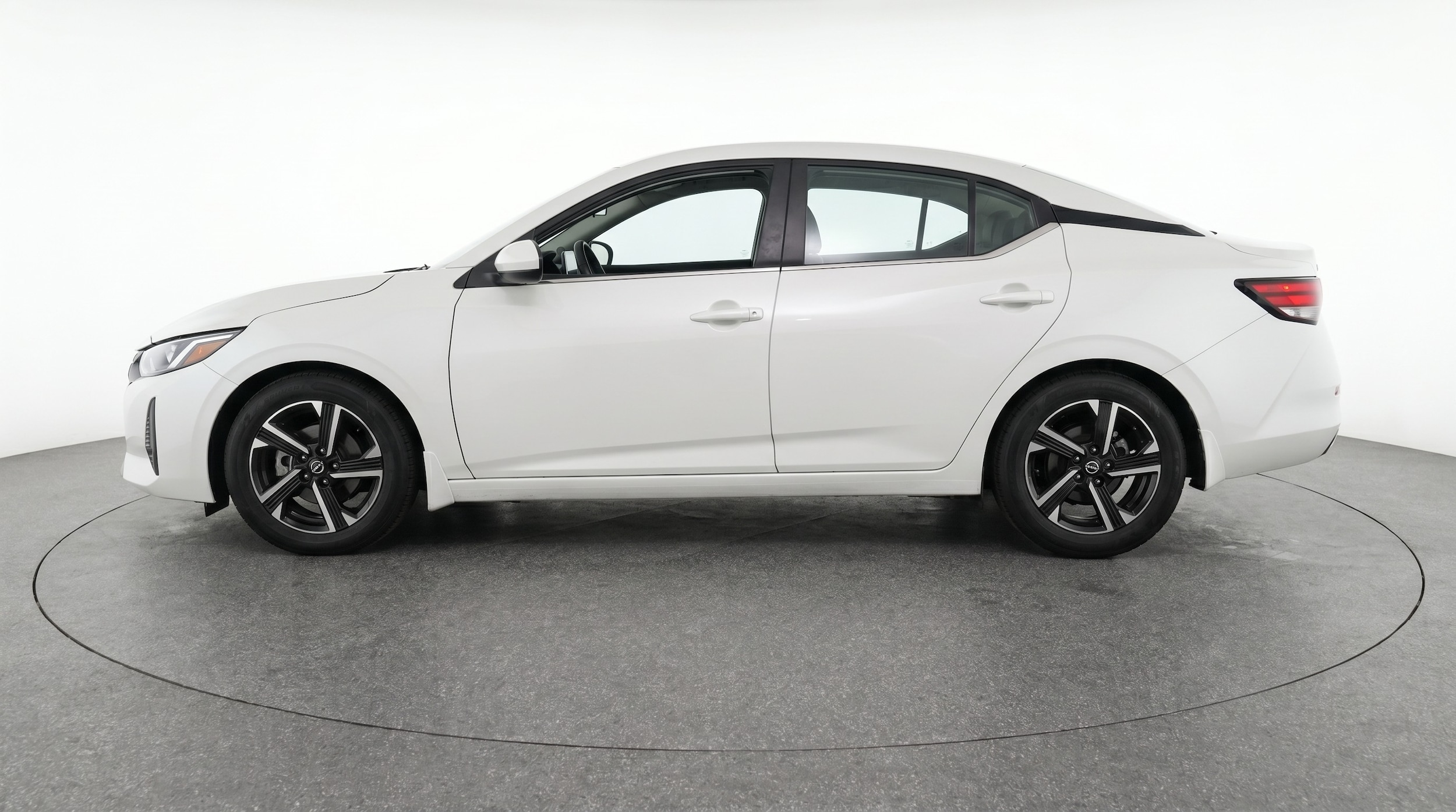 Thumbnail: 2025 Nissan Sentra - 4