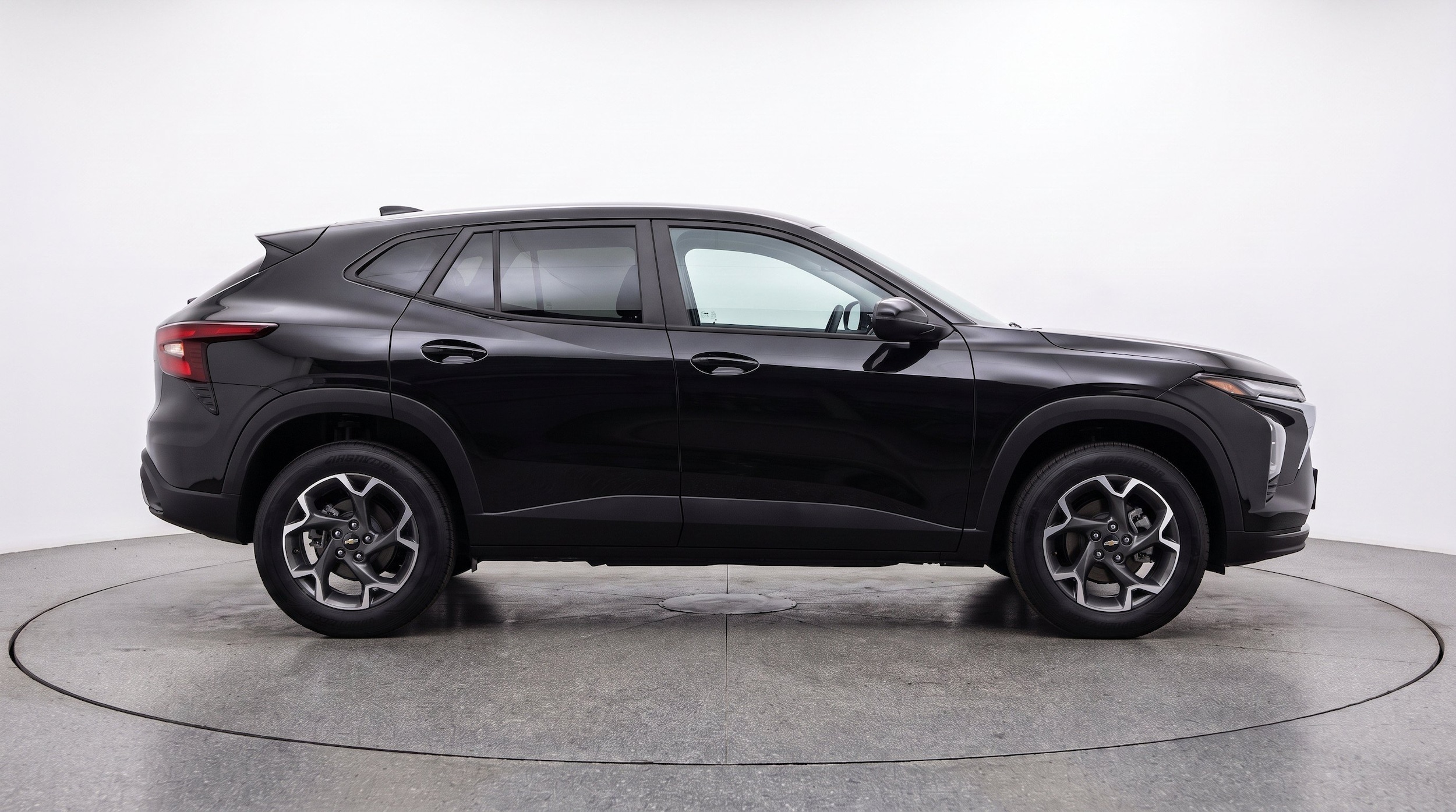 Thumbnail: 2025 Chevrolet Trax - 11