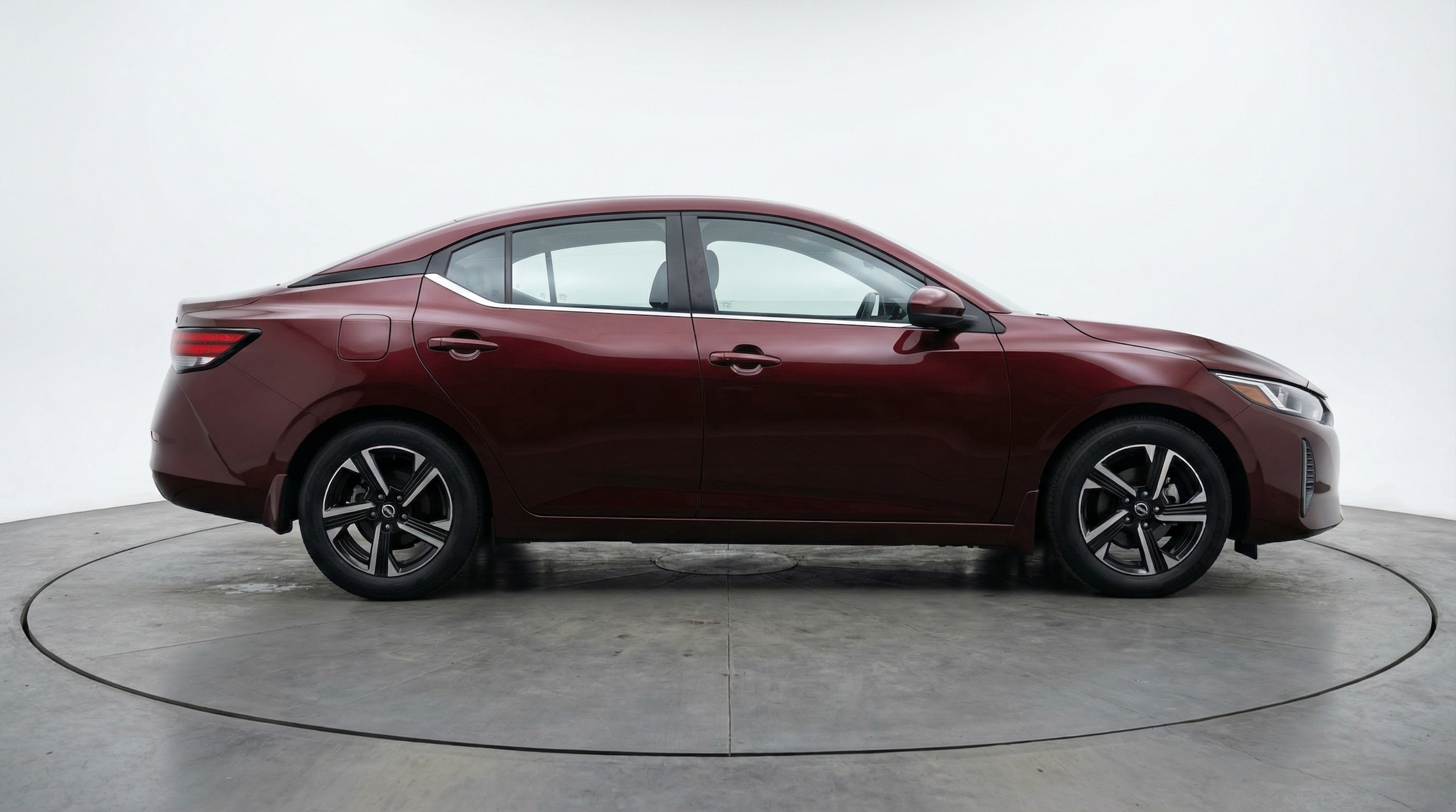 Thumbnail: 2025 Nissan Sentra - 8