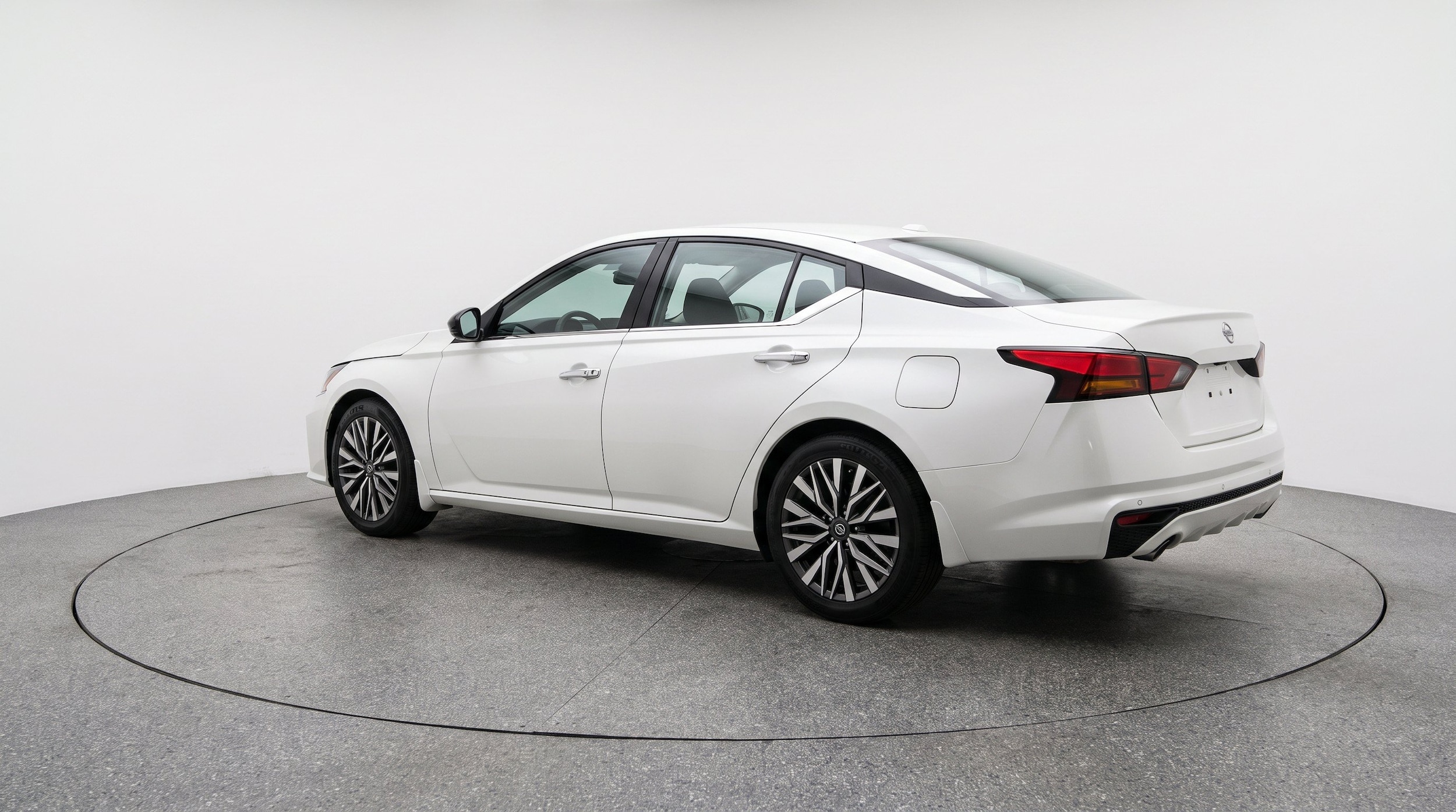 Thumbnail: 2025 Nissan Altima - 6