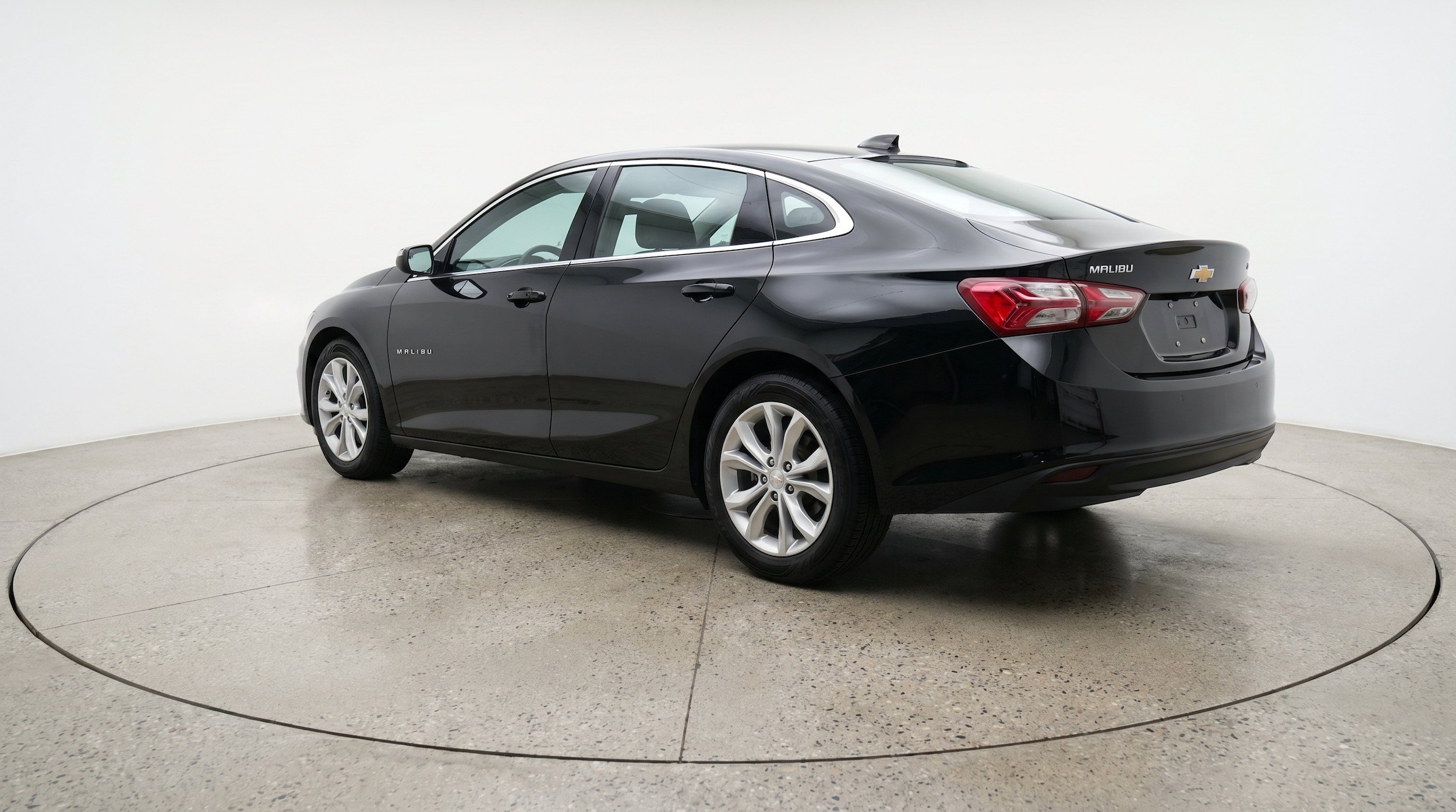 Thumbnail: 2024 Chevrolet Malibu - 6