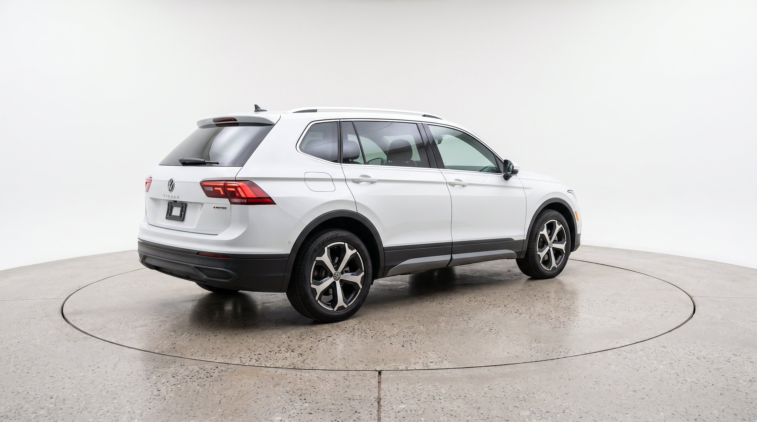 Thumbnail: 2026 Volkswagen Tiguan - 9