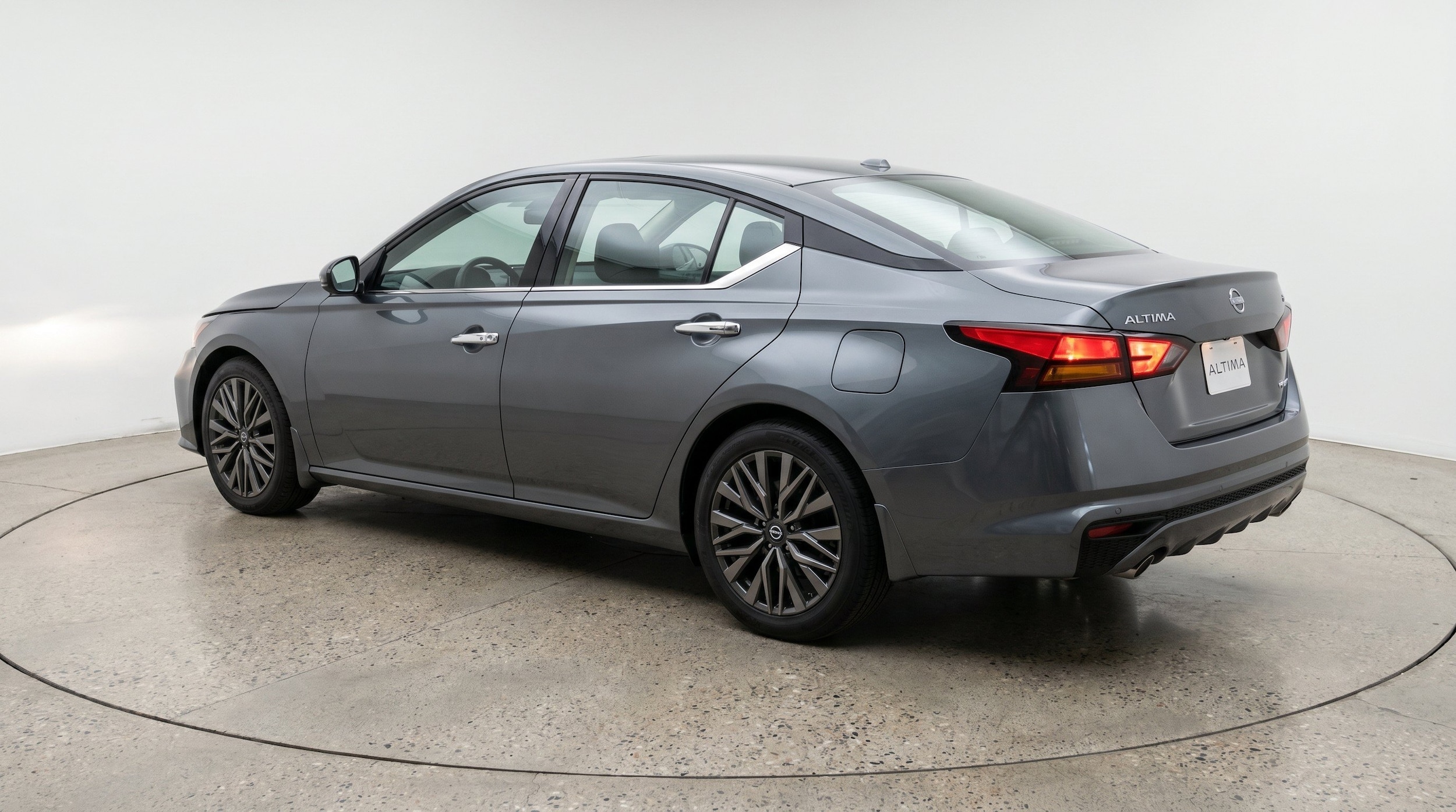 Thumbnail: 2025 Nissan Altima - 6