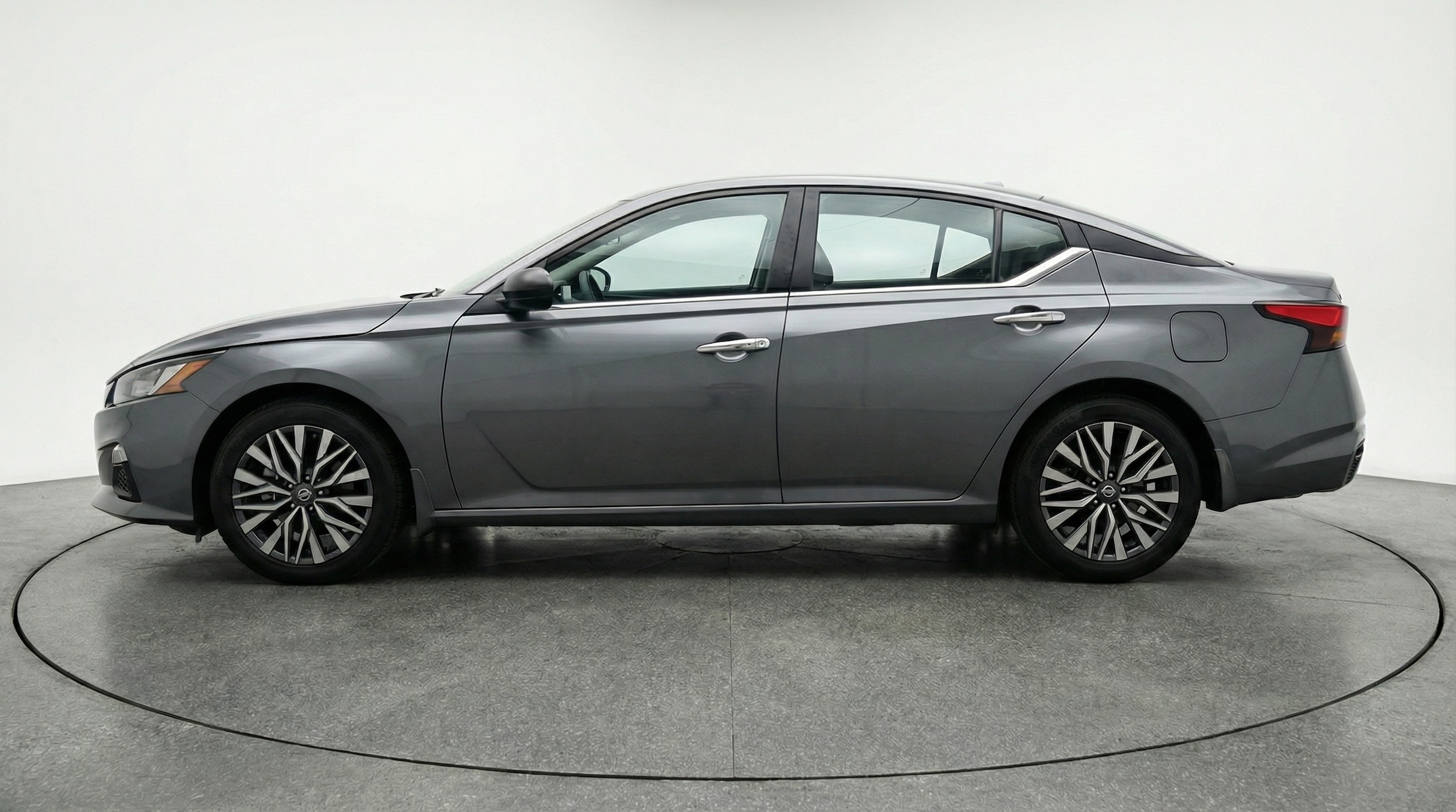 Thumbnail: 2025 Nissan Altima - 4