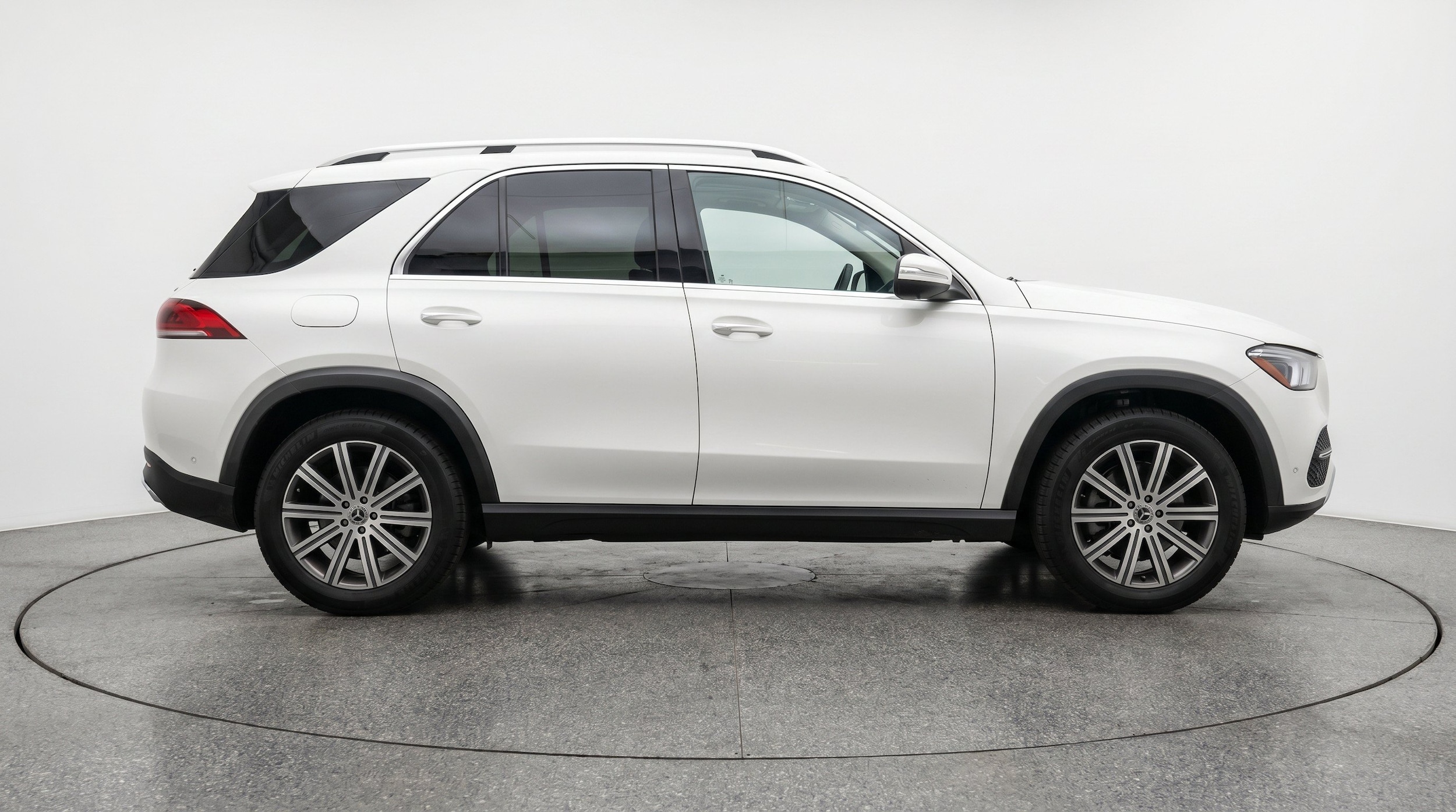 Thumbnail: 2026 Mercedes-Benz GLE - 11
