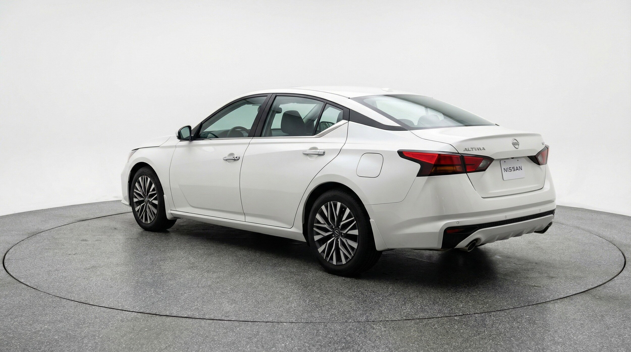 Thumbnail: 2025 Nissan Altima - 6