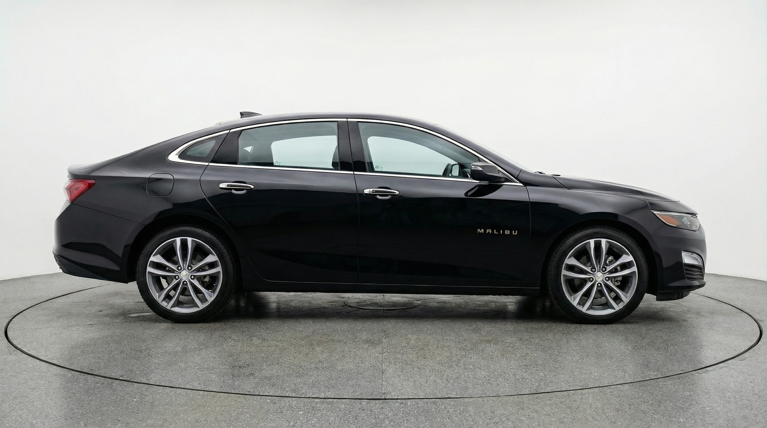 Thumbnail: 2024 Chevrolet Malibu - 8