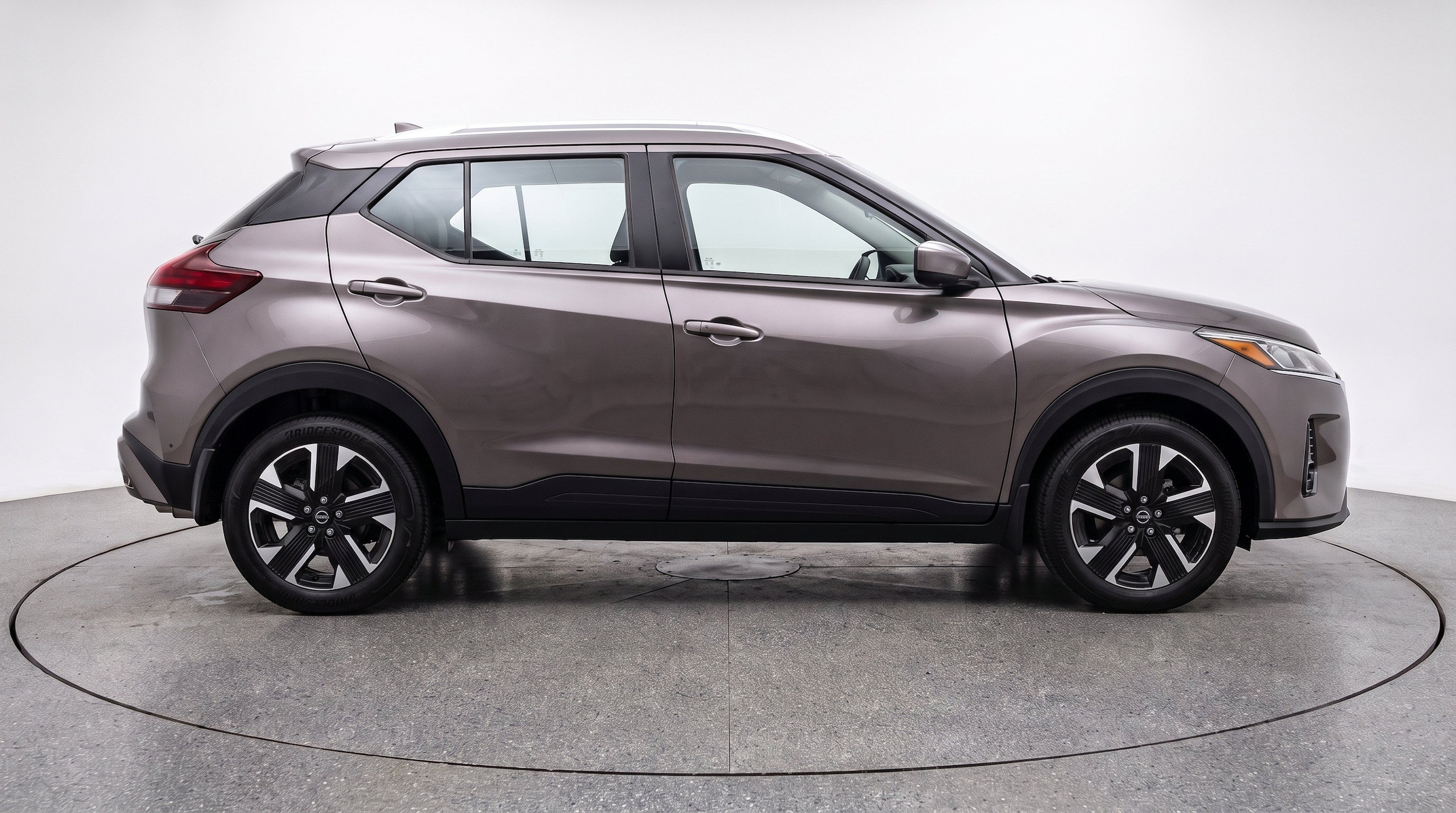 Thumbnail: 2026 Nissan Kicks - 11