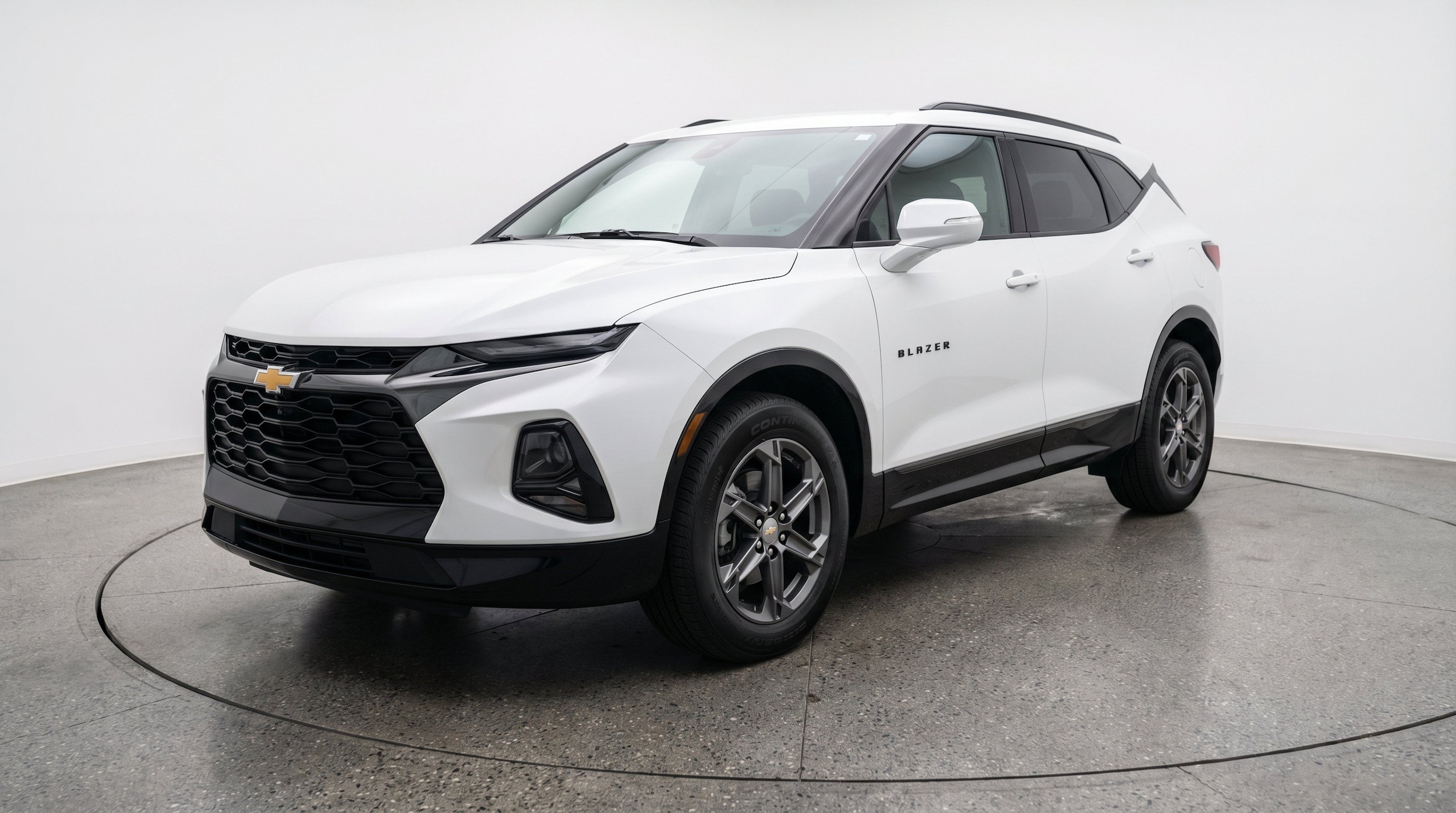 Thumbnail: 2026 Chevrolet Blazer - 3