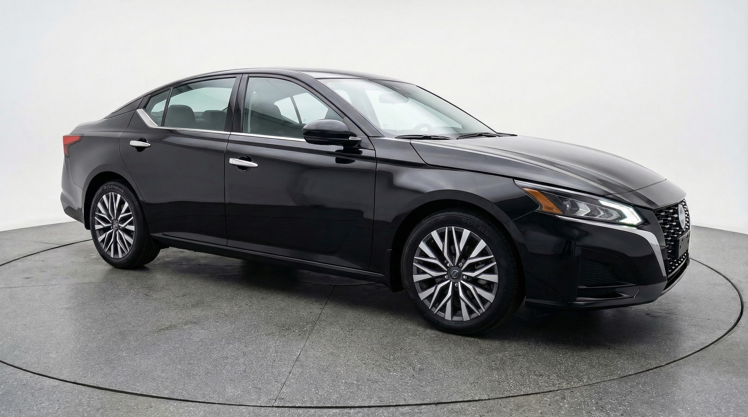 Thumbnail: 2025 Nissan Altima - 1