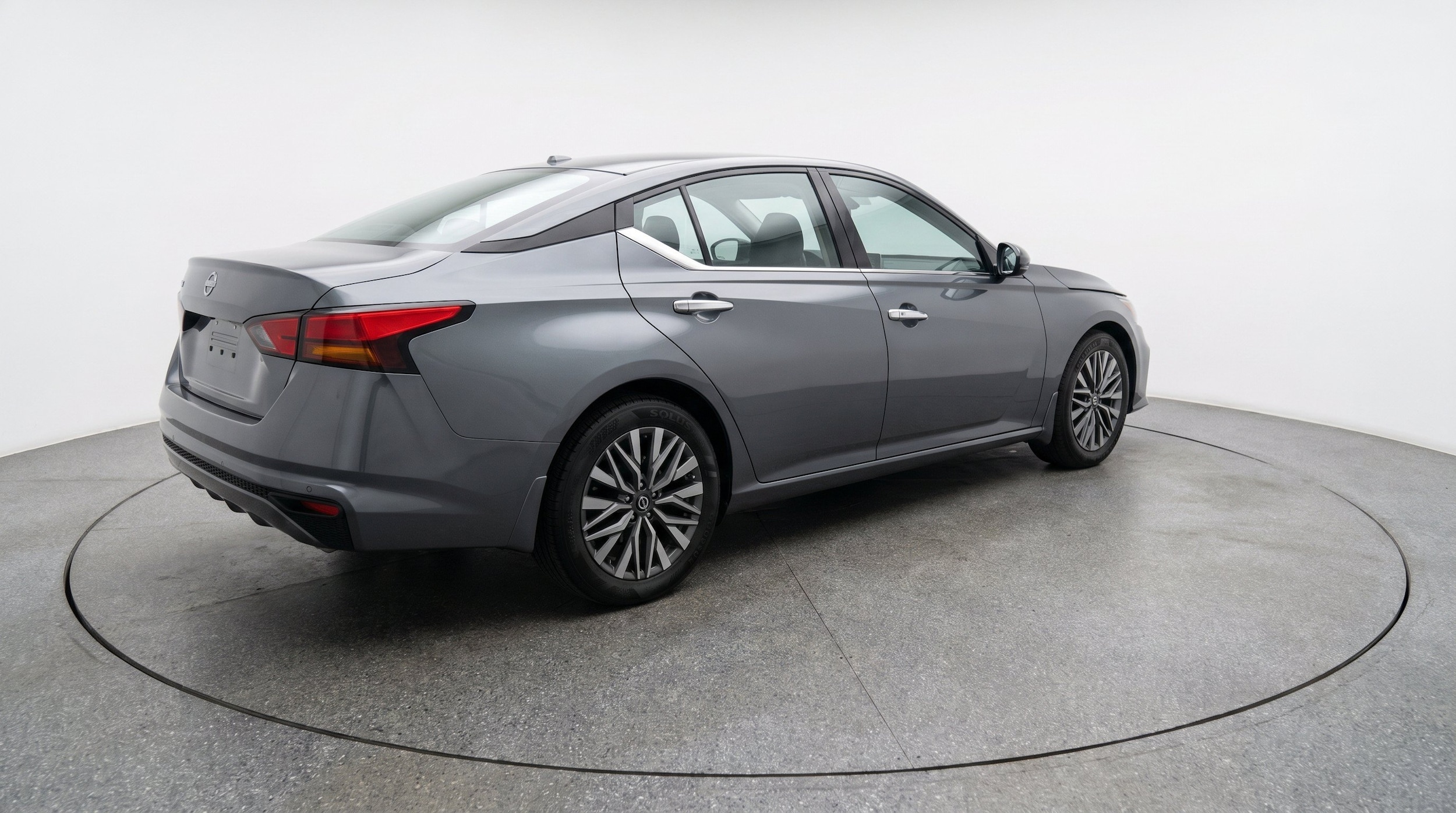 Thumbnail: 2025 Nissan Altima - 9