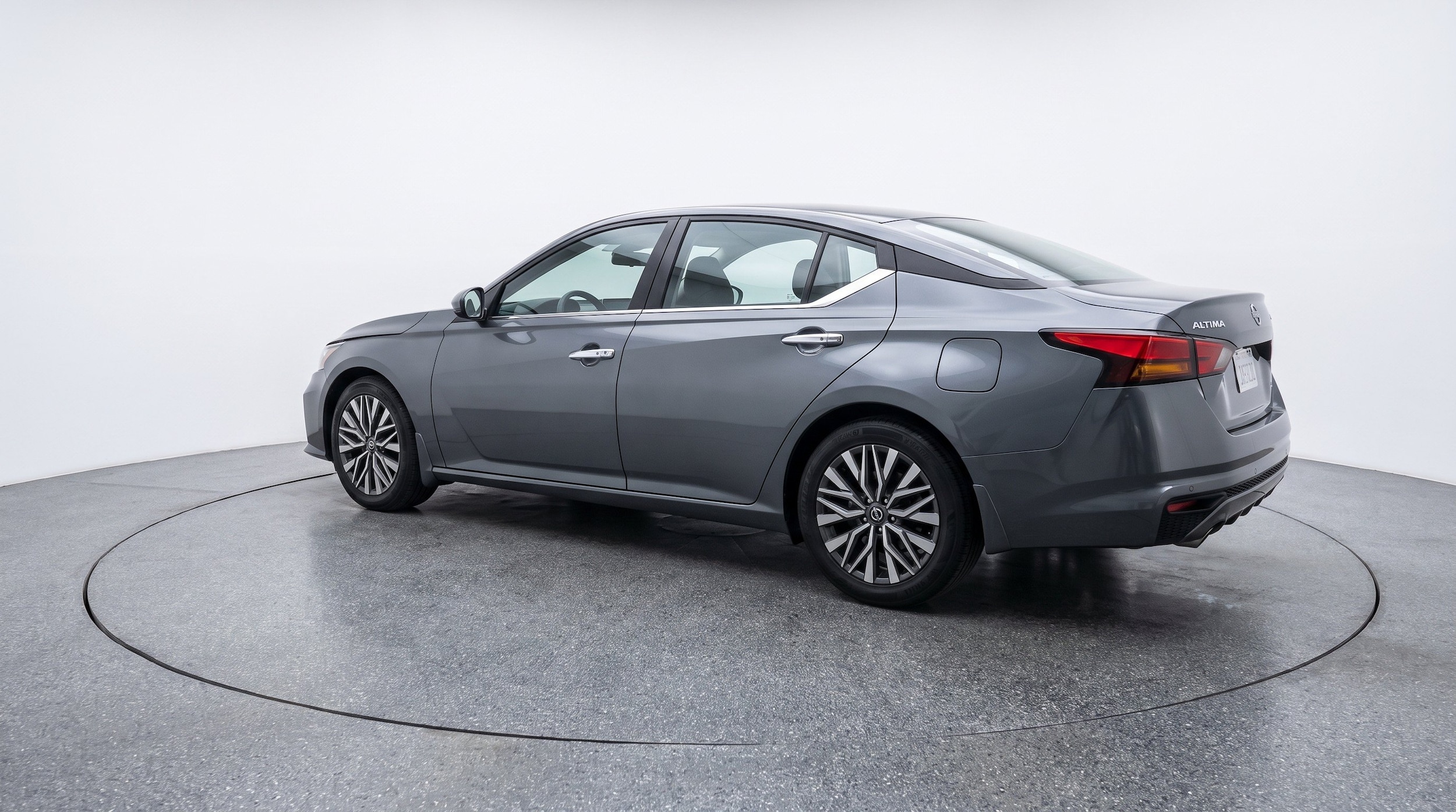 Thumbnail: 2025 Nissan Altima - 6
