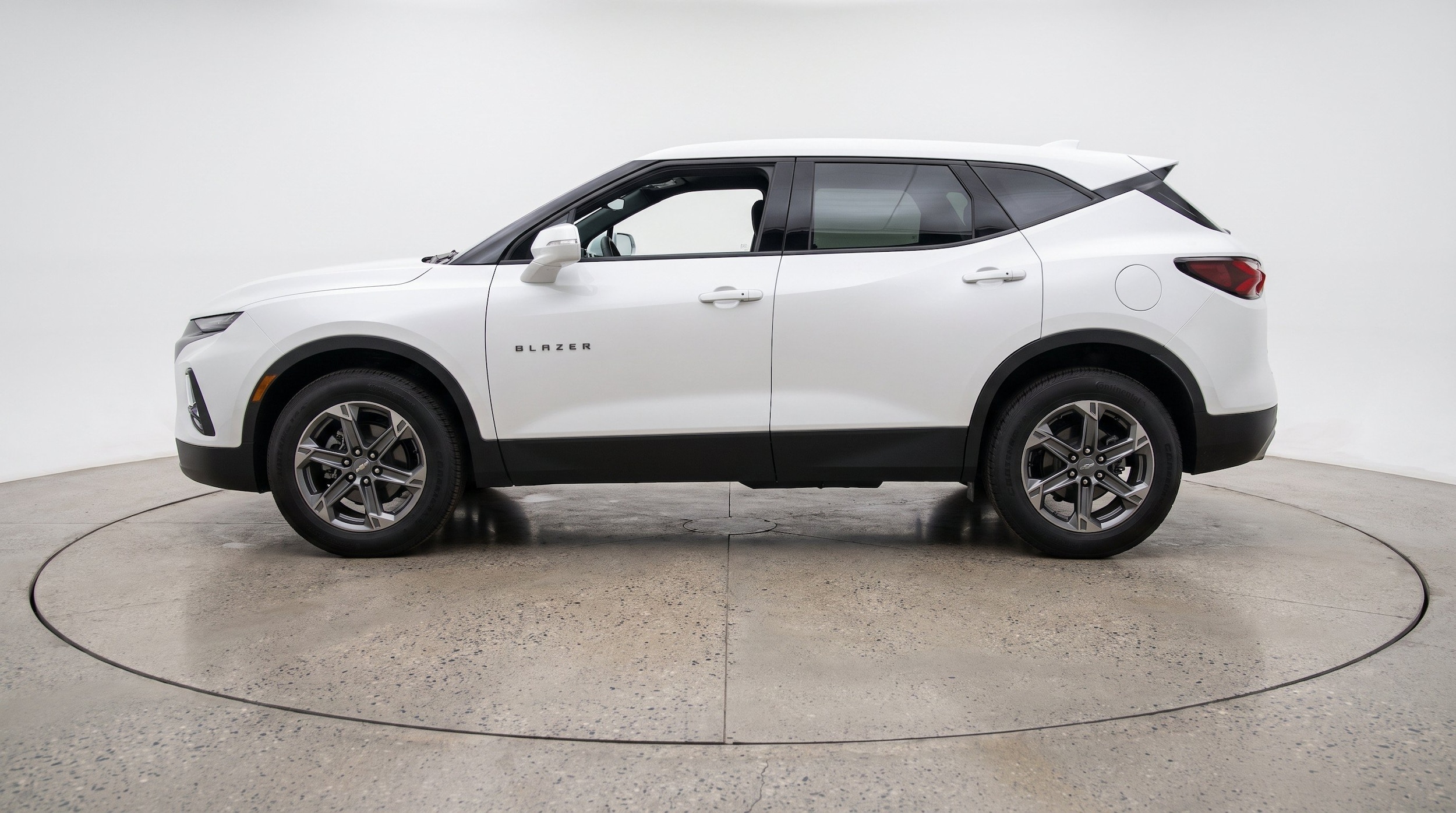 Thumbnail: 2026 Chevrolet Blazer - 5