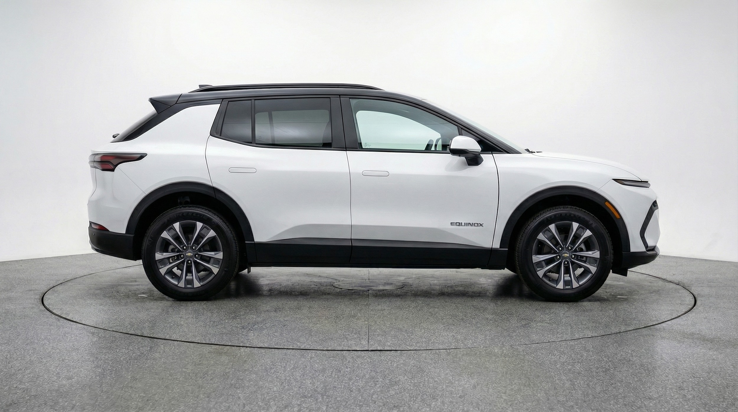 Thumbnail: 2025 Chevrolet Equinox - 8