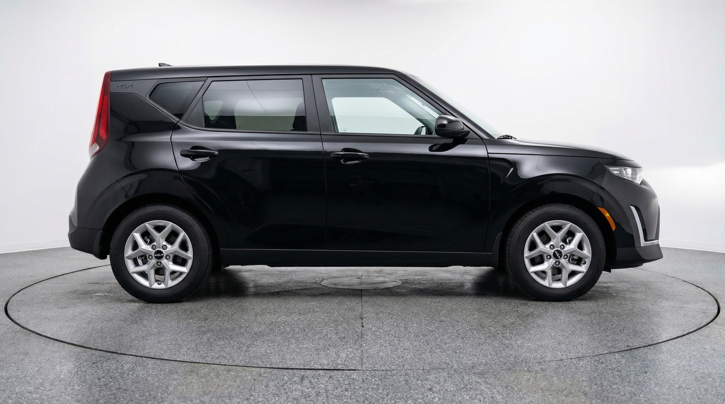 Thumbnail: 2025 Kia Soul - 8