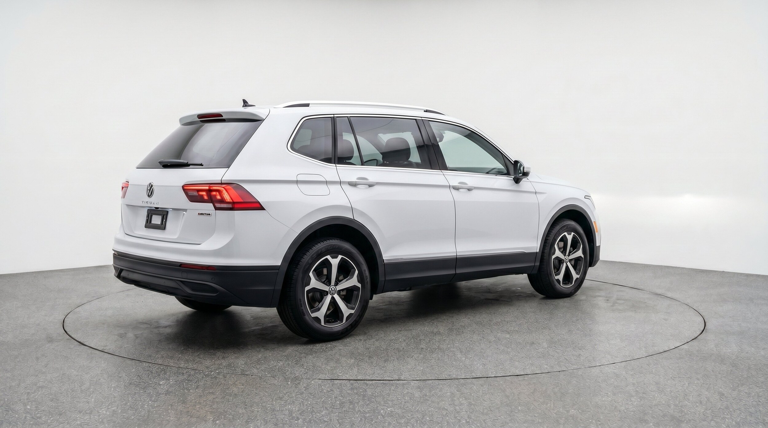 Thumbnail: 2026 Volkswagen Tiguan - 9