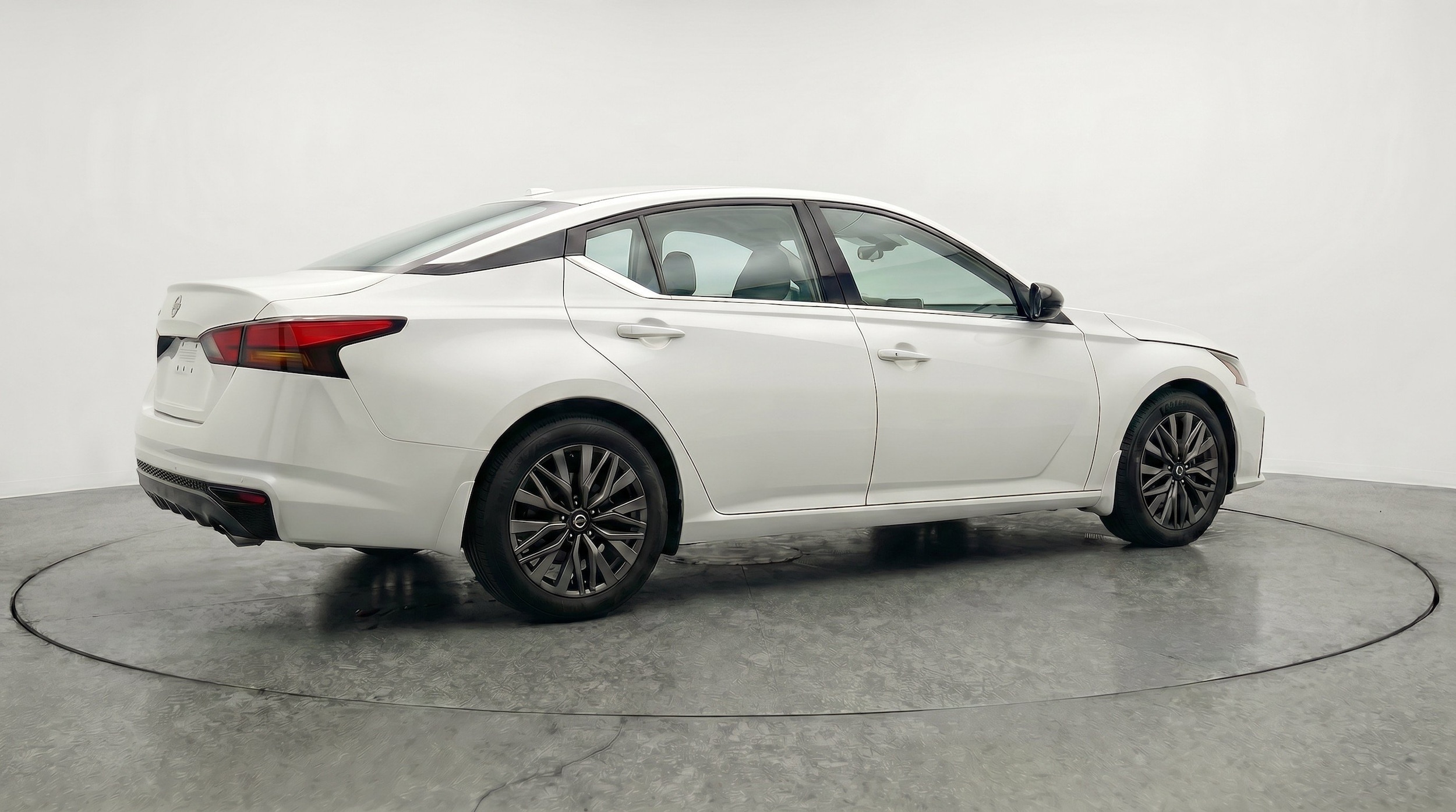 Thumbnail: 2026 Nissan Altima - 9